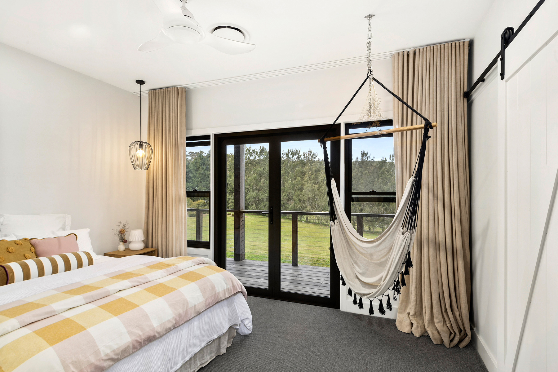  10 Bloomfield Close - 物件實景