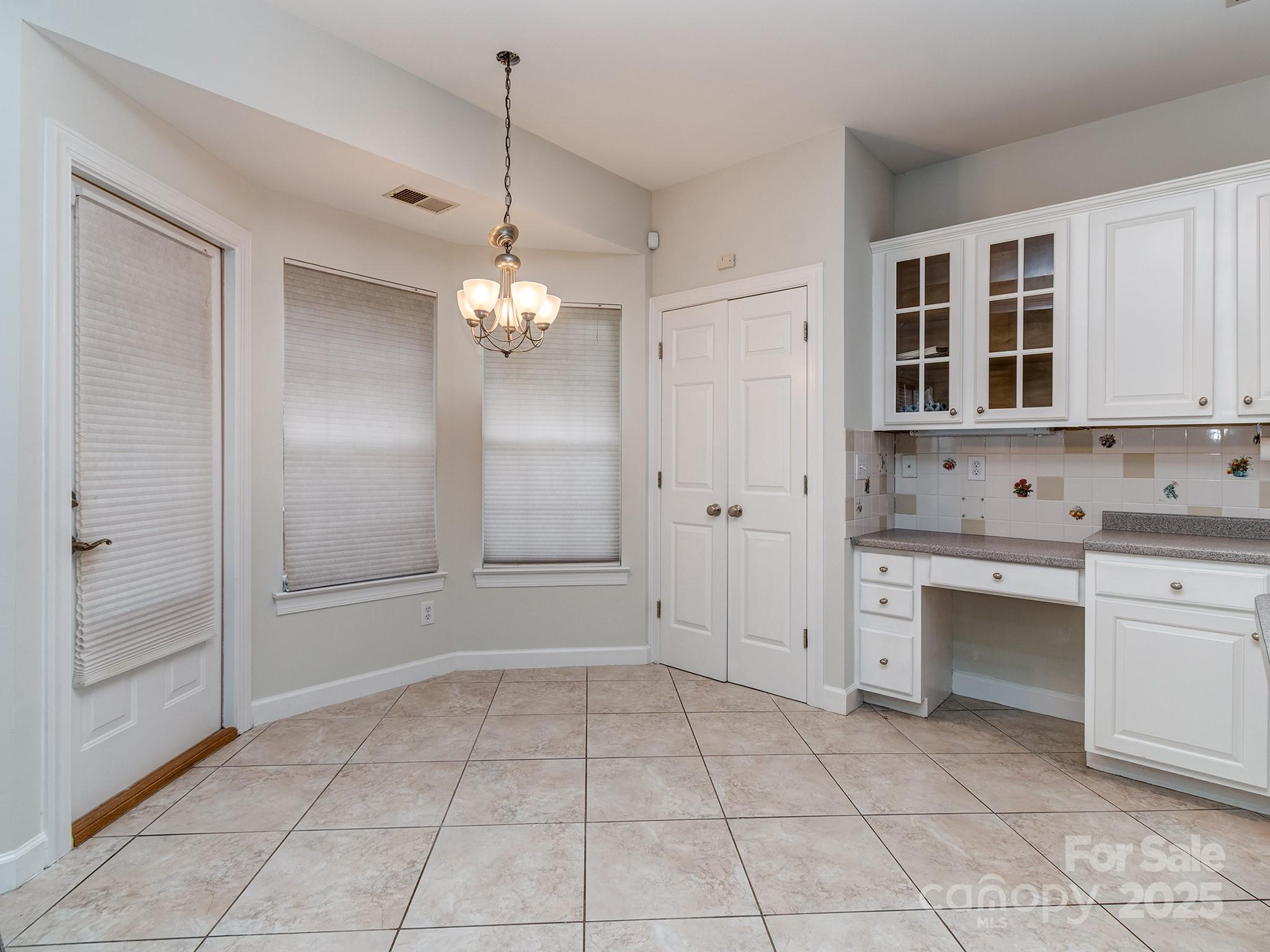 Charlotte, North Carolina, 28270, United States, 4 Bedrooms Bedrooms, ,3 BathroomsBathrooms,Residential,For Sale,1913389