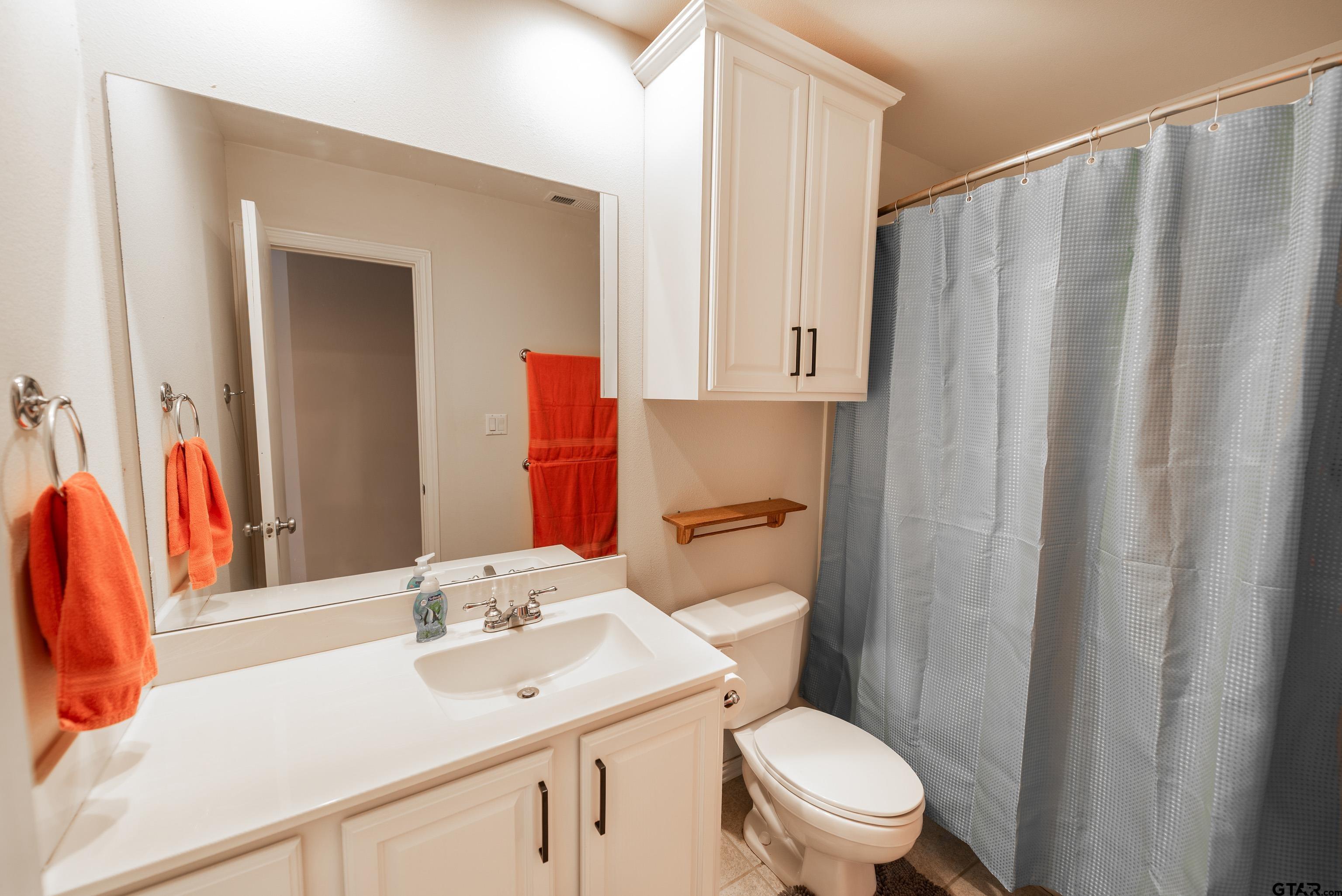 Scroggins, Texas, 75480, United States, 4 Bedrooms Bedrooms, ,3 BathroomsBathrooms,Residential,For Sale,1977459