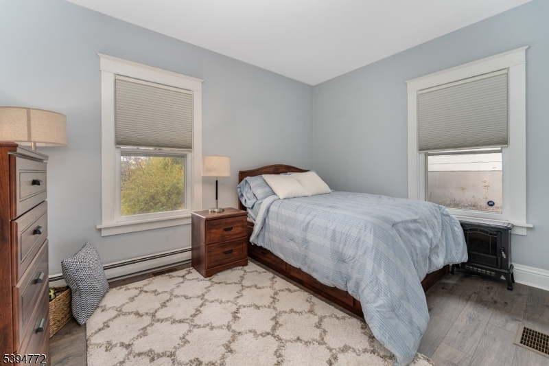 Clinton Town, New Jersey, 08809, United States, 3 Bedrooms Bedrooms, ,2 BathroomsBathrooms,Residential,For Sale,1989455