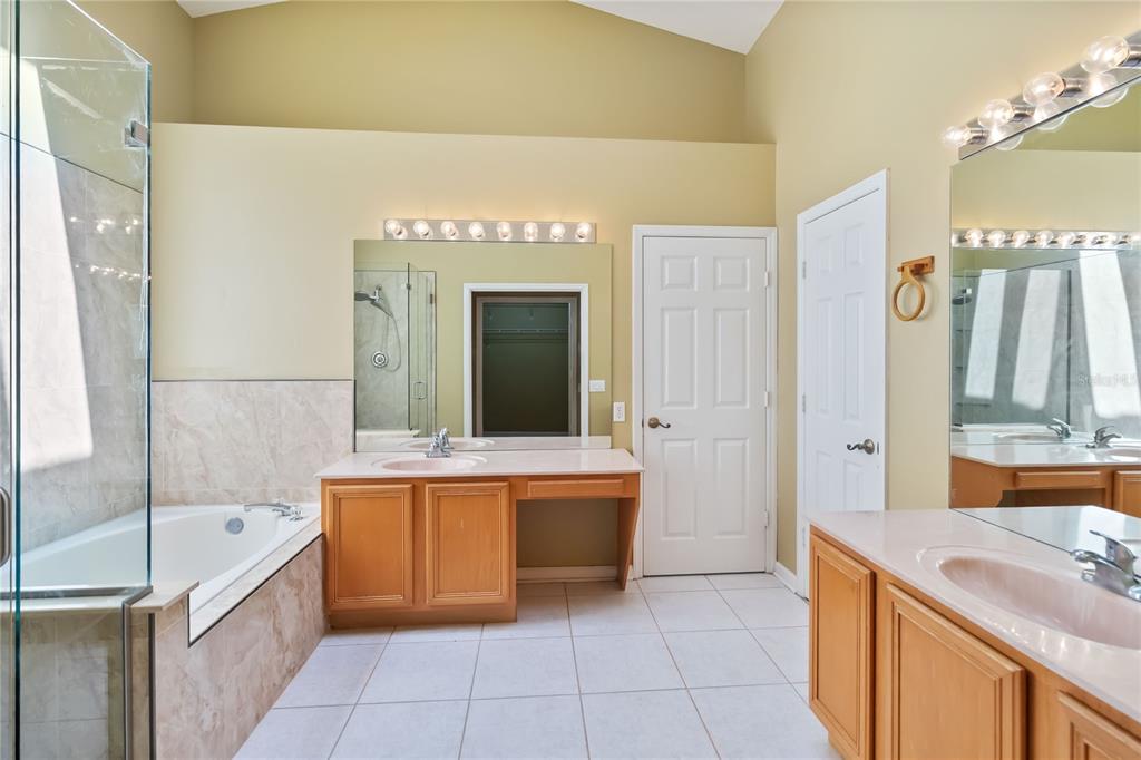 Orlando, Florida, 32819, United States, 4 Bedrooms Bedrooms, ,2 BathroomsBathrooms,Residential,For Sale,1911338