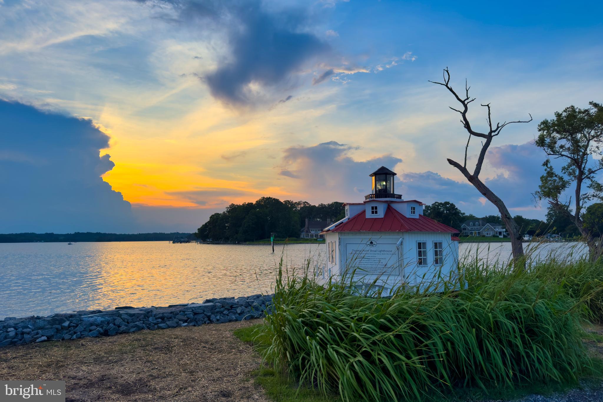 Edgewater, Maryland, 21037, United States, 5 Bedrooms Bedrooms, ,3 BathroomsBathrooms,Residential,For Sale,1895020