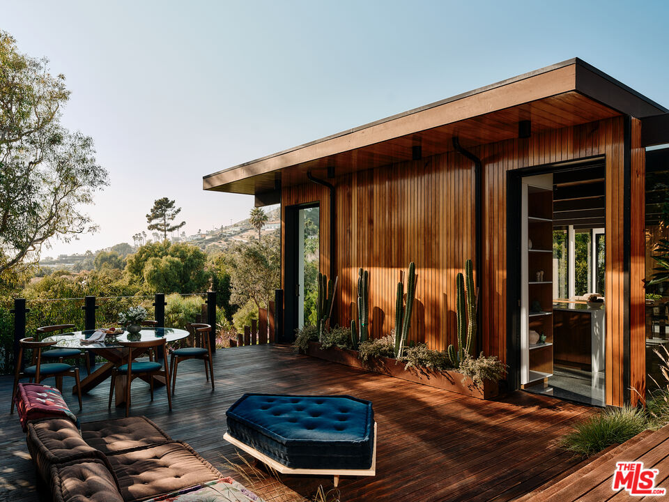 5637 Busch Dr, Malibu, California, 90265, United States, 3 Bedrooms Bedrooms, ,3 BathroomsBathrooms,Residential,For Sale,5637 Busch Dr,1643352