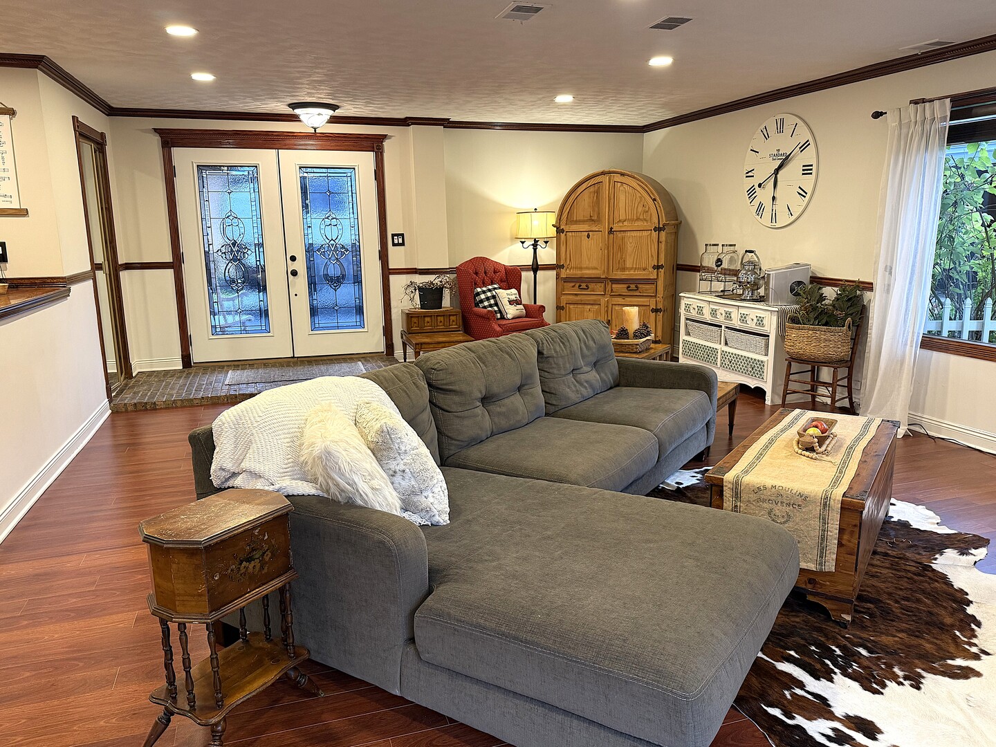 Tinley Park, Illinois, 60487, United States, 6 Bedrooms Bedrooms, ,4 BathroomsBathrooms,Residential,For Sale,1984113