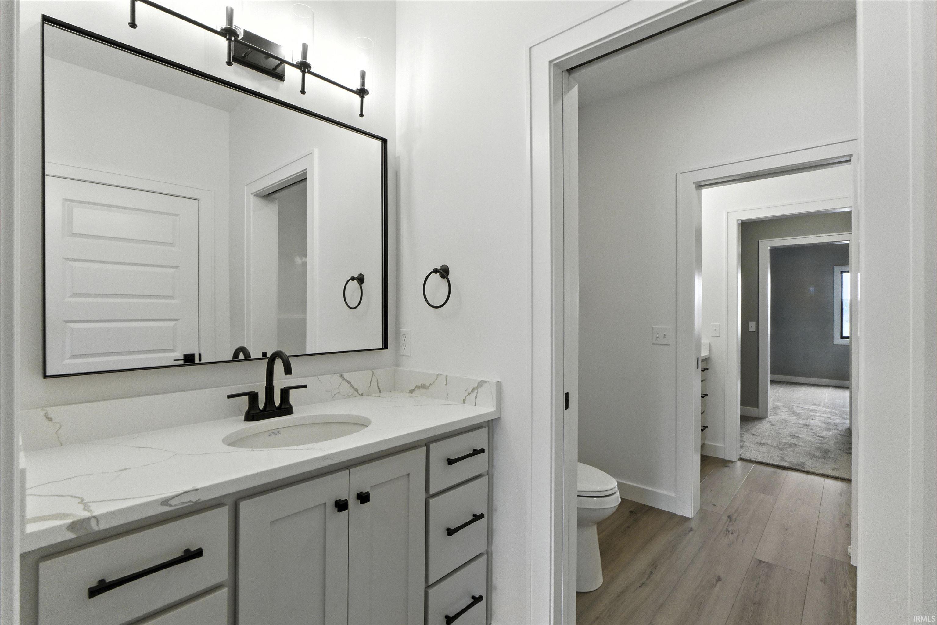 Huntertown, Indiana, 46748, United States, 4 Bedrooms Bedrooms, ,4 BathroomsBathrooms,Residential,For Sale,1977042