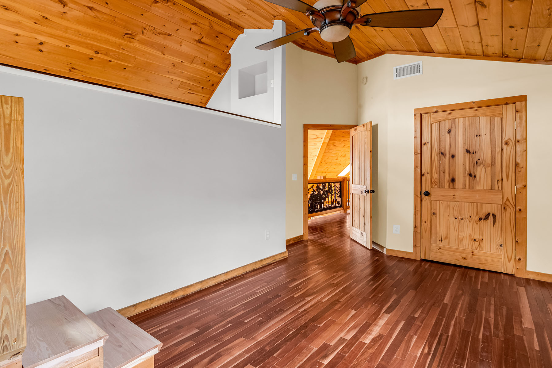  LAKE LURE - 物件實景