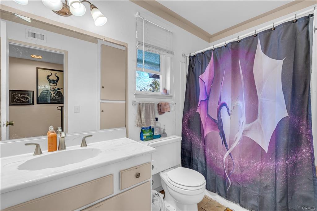 Claremont, California, 91711, United States, 4 Bedrooms Bedrooms, ,2 BathroomsBathrooms,Residential,For Sale,1975590