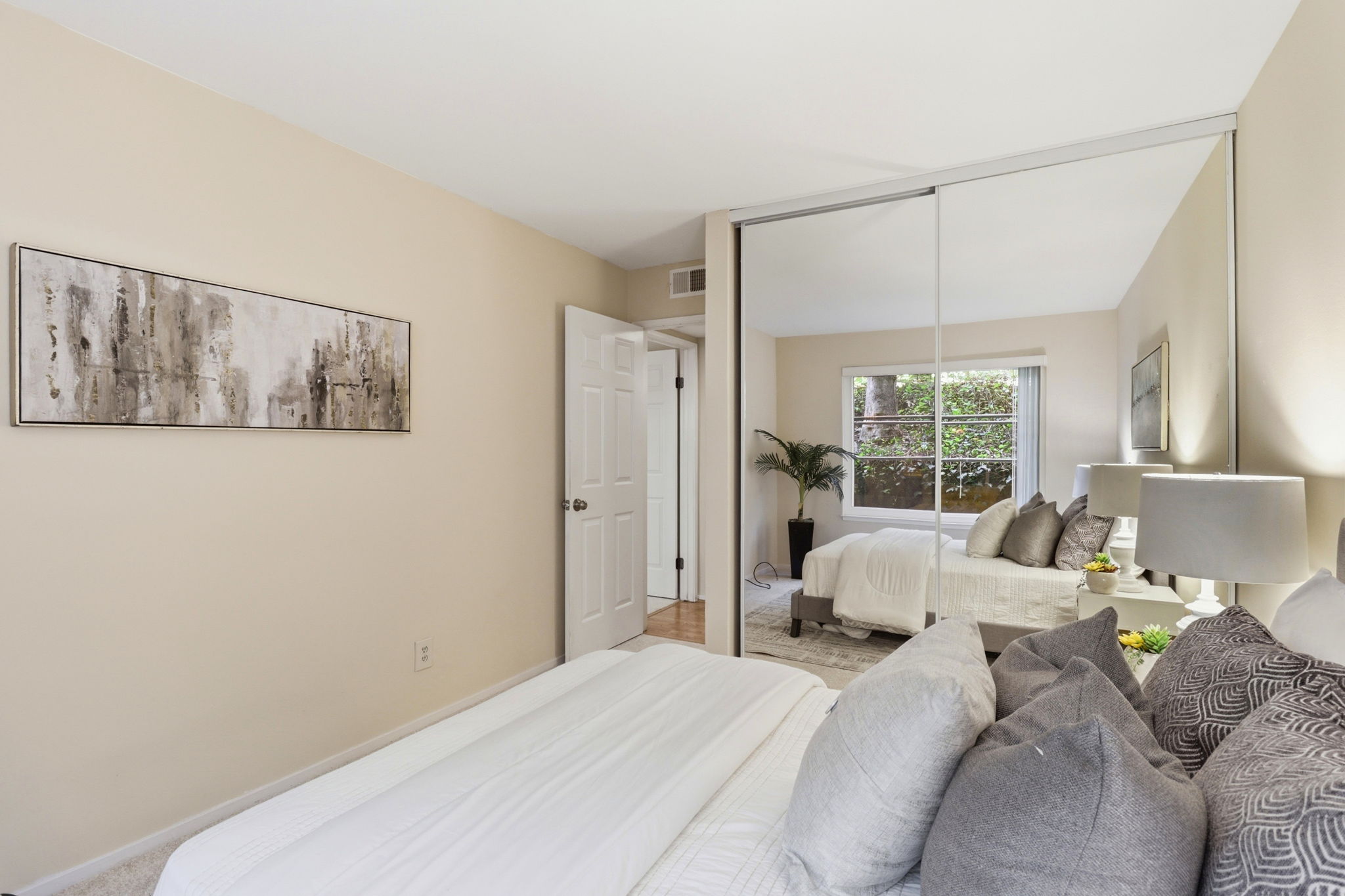  3336 Brittan Ave Unit 2 - 物件實景