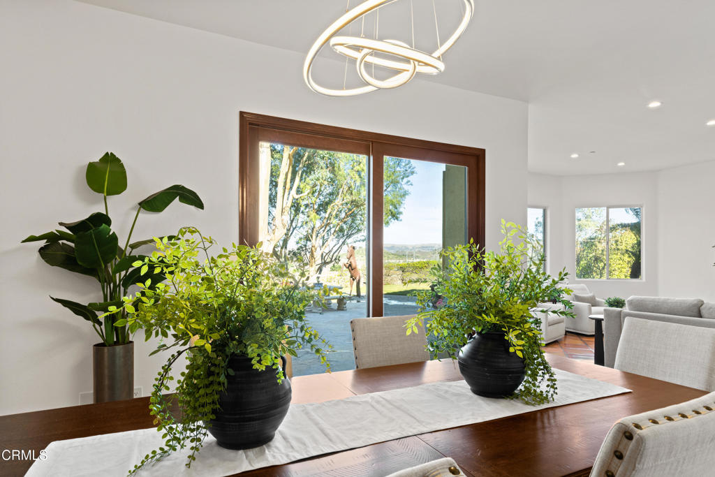Camarillo, California, 93012, United States, 5 Bedrooms Bedrooms, ,4 BathroomsBathrooms,Residential,For Sale,1826844