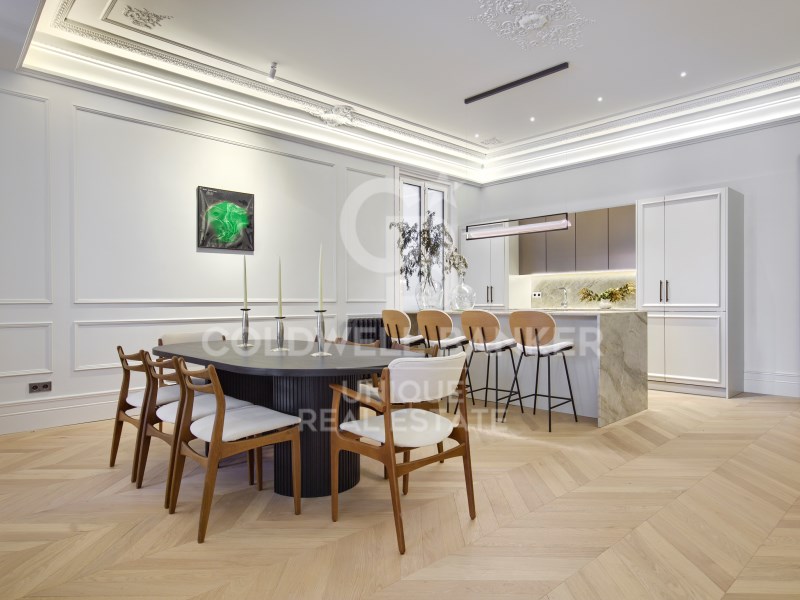Madrid, Comunidad de Madrid, ES, 4 Bedrooms Bedrooms, ,5 BathroomsBathrooms,Residential,For Sale,1885233