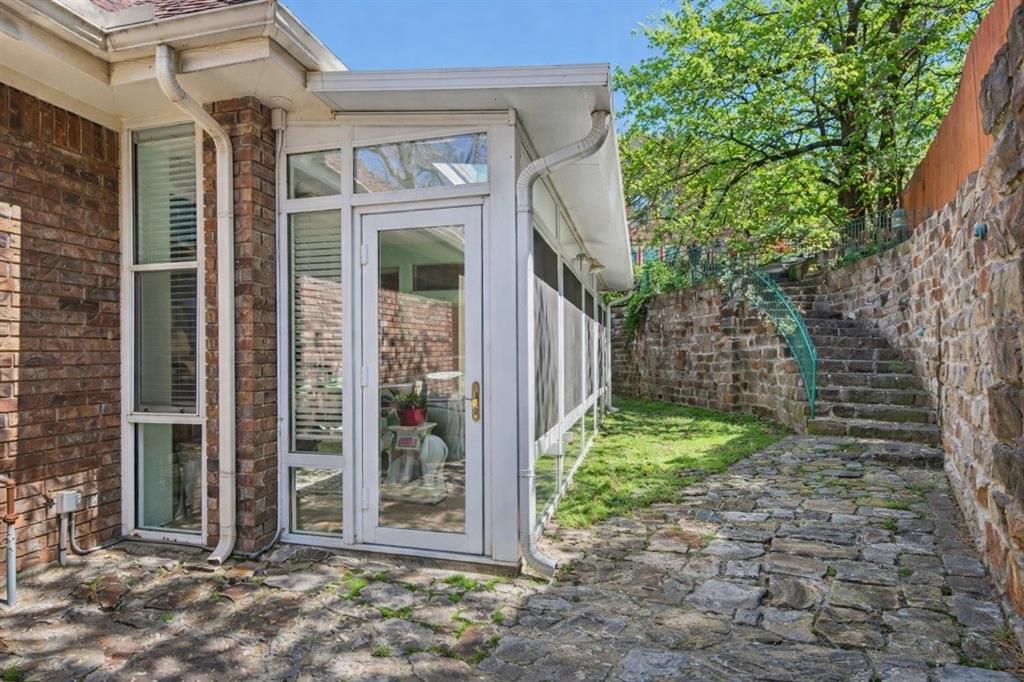 Arlington, Texas, 76013, United States, 3 Bedrooms Bedrooms, ,4 BathroomsBathrooms,Residential,For Sale,2027949