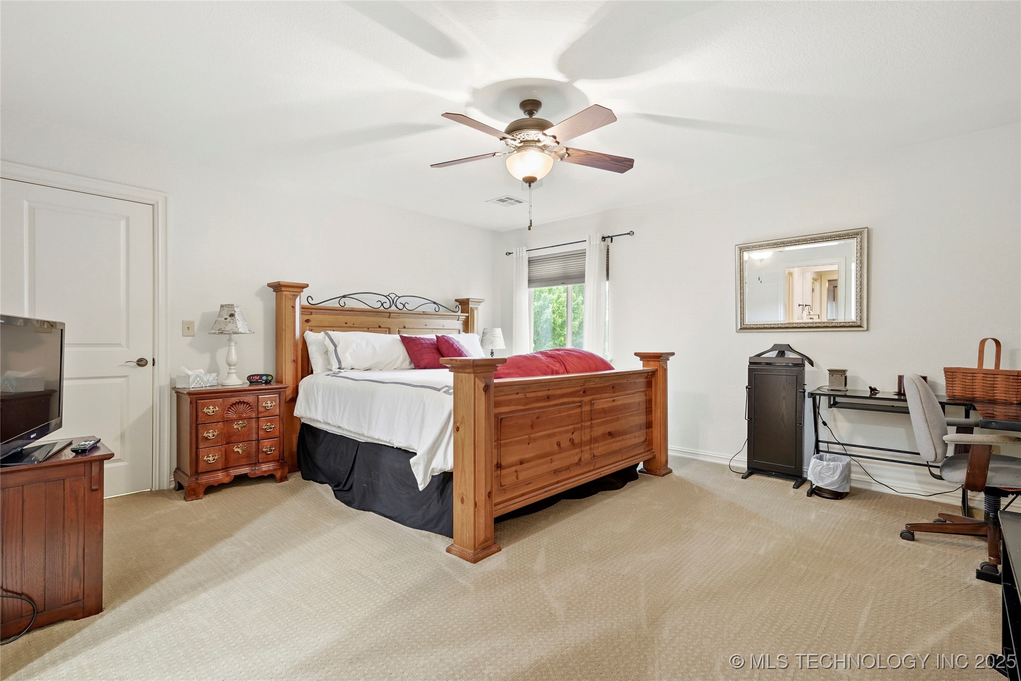 Broken Arrow, Oklahoma, 74011, United States, 5 Bedrooms Bedrooms, ,5 BathroomsBathrooms,Residential,For Sale,1793326