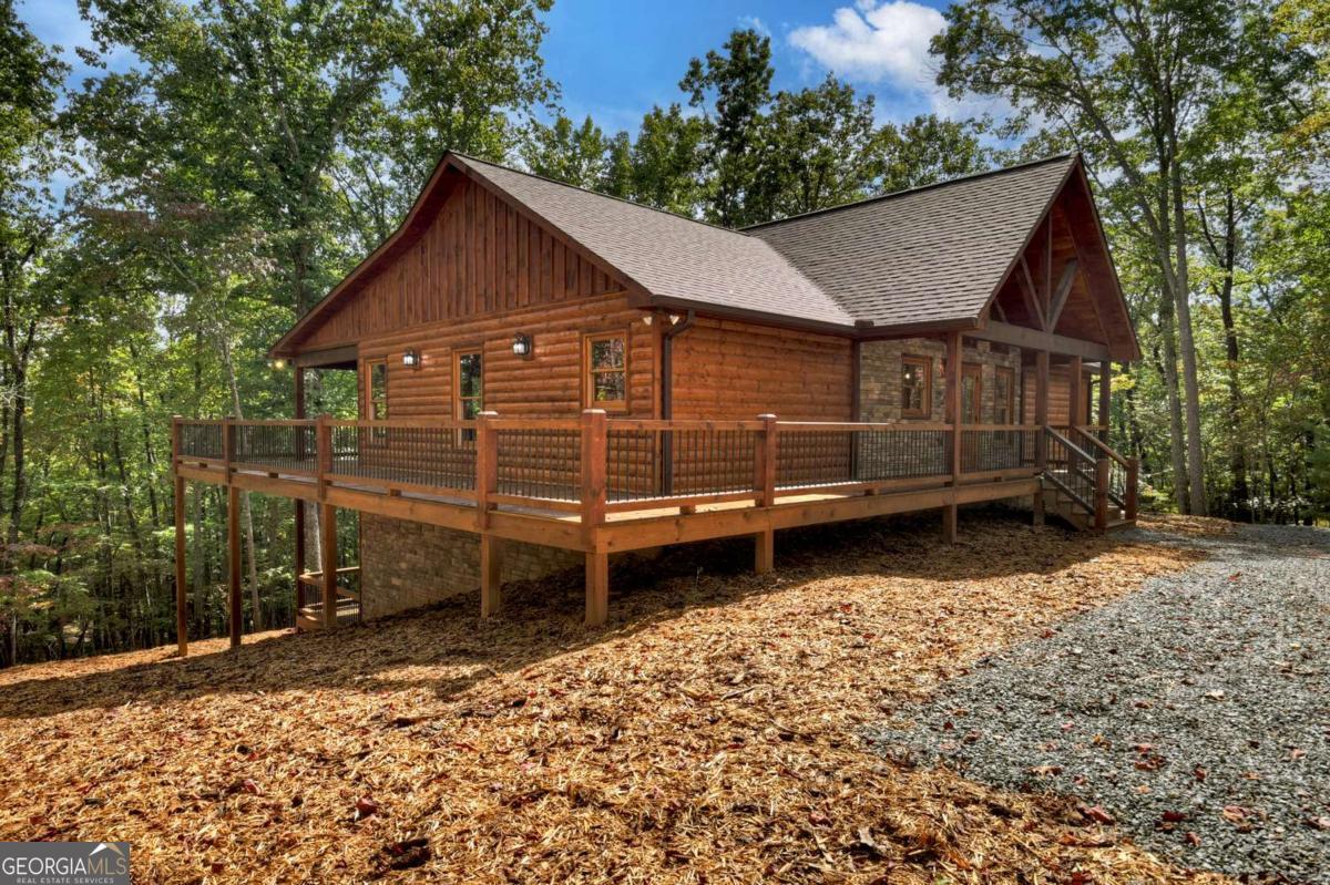 Mineral Bluff, Georgia, 30559, United States, 4 Bedrooms Bedrooms, ,3 BathroomsBathrooms,Residential,For Sale,1953932