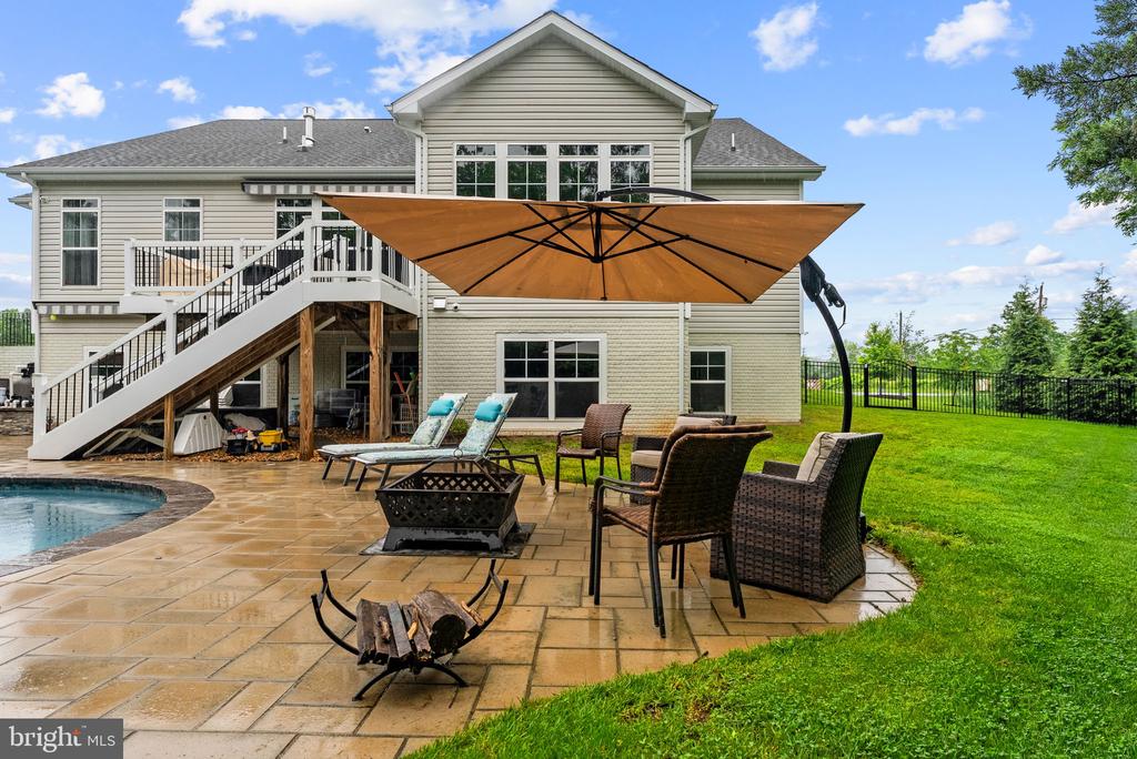 Warrenton, Virginia, 20187, United States, 4 Bedrooms Bedrooms, ,4 BathroomsBathrooms,Residential,For Sale,2048905