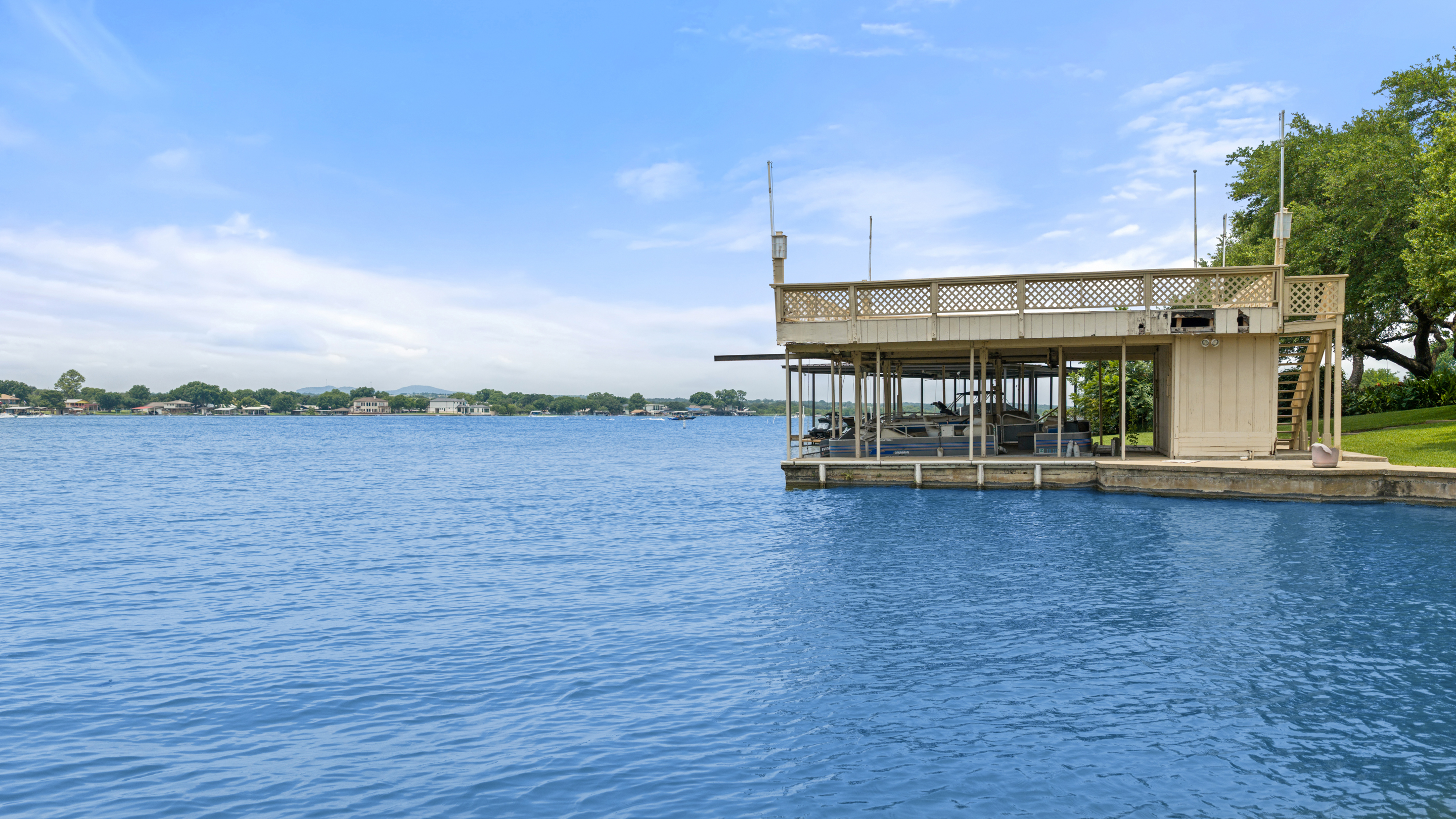  Prime Lake LBJ Waterfront Opportunity - 物件實景