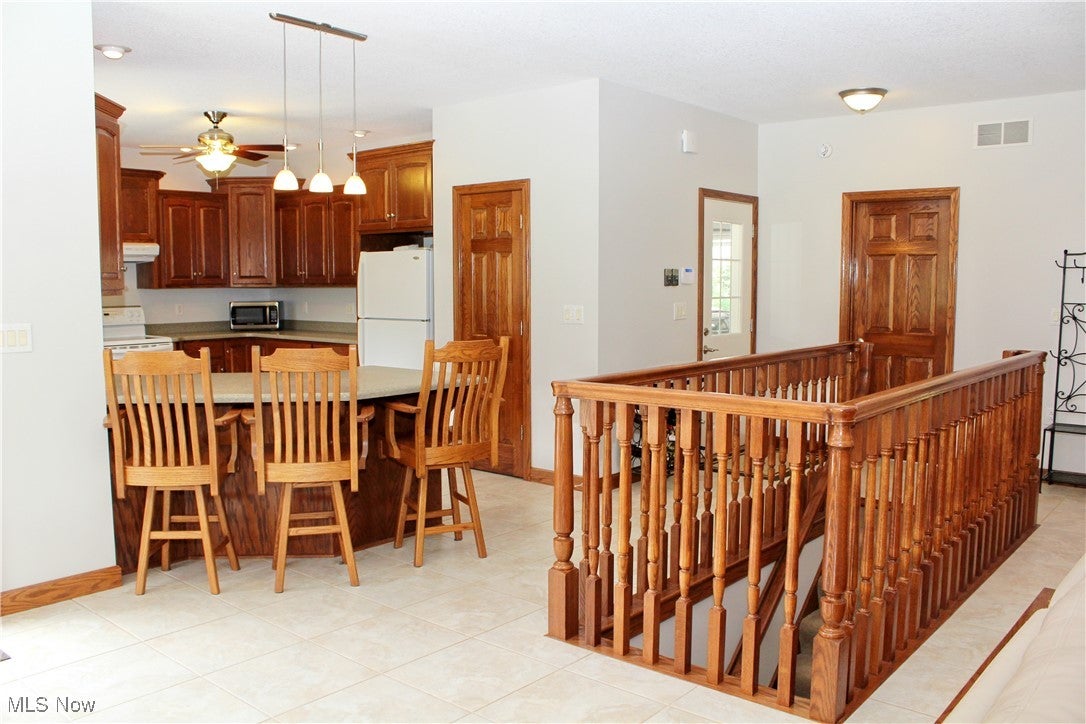 Lowellville, Ohio, 44436, United States, 3 Bedrooms Bedrooms, ,2 BathroomsBathrooms,Residential,For Sale,1984075