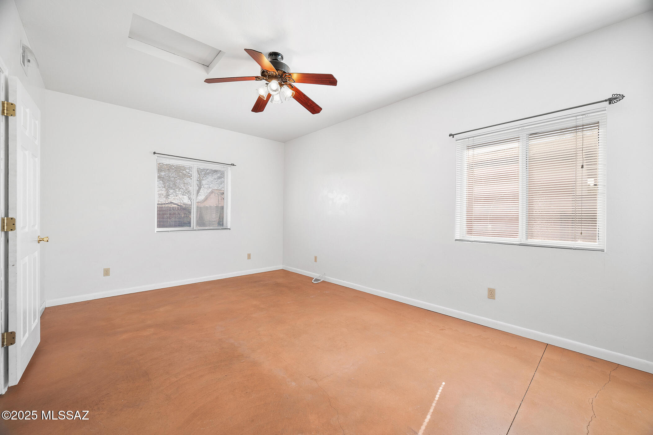 Tucson, Arizona, 85716, United States, 4 Bedrooms Bedrooms, ,4 BathroomsBathrooms,Residential,For Sale,1994782