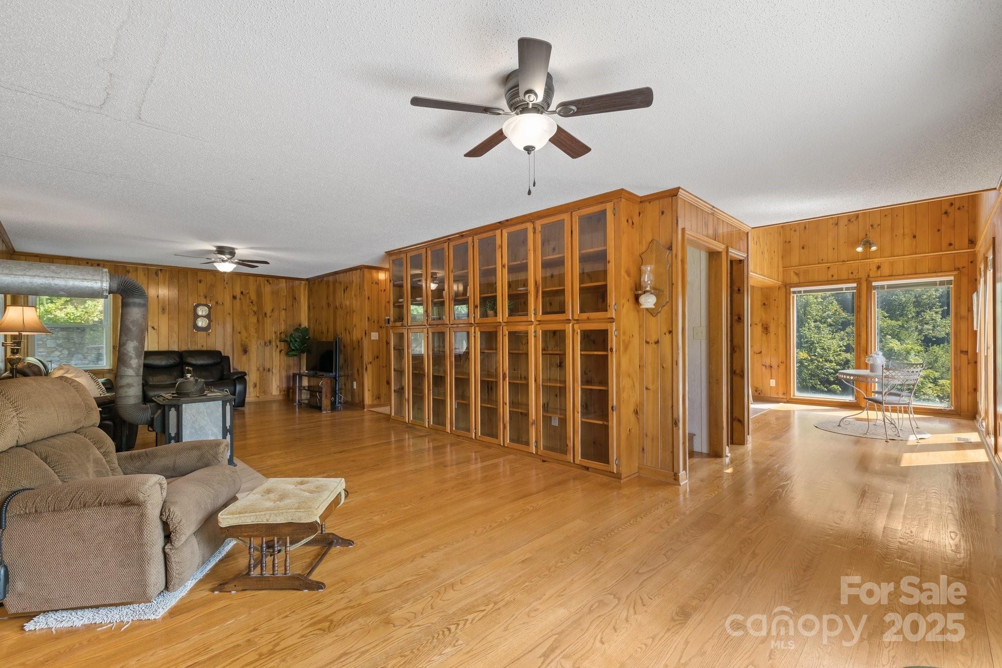 505 Old Home Place Drive, Marshall, North Carolina, 28753, United States, 5 Bedrooms Bedrooms, ,4 BathroomsBathrooms,Residential,For Sale,505 Old Home Place Drive,1679796