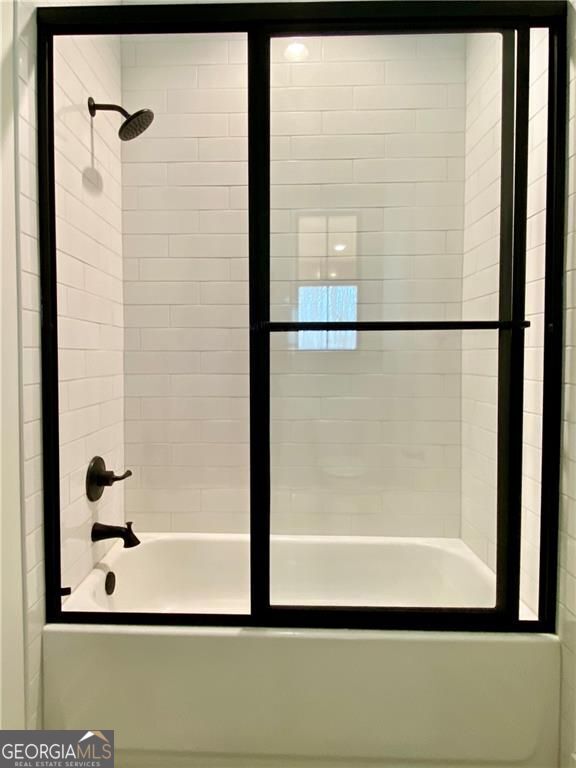 Gainesville, Georgia, 30506, United States, 5 Bedrooms Bedrooms, ,6 BathroomsBathrooms,Residential,For Sale,1908175