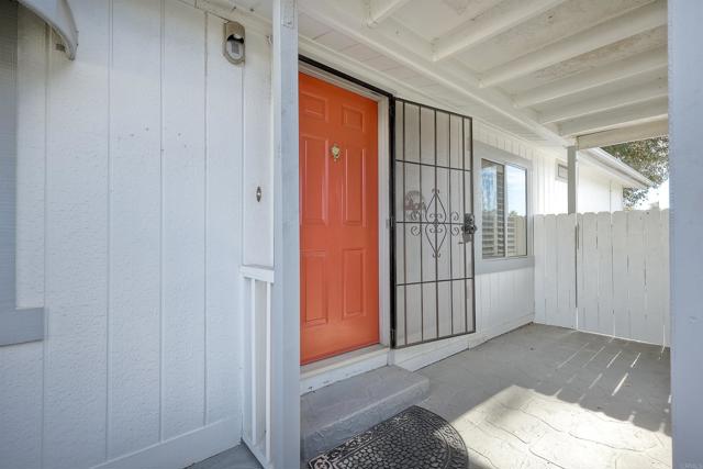 Vista, California, 92081, United States, 3 Bedrooms Bedrooms, ,2 BathroomsBathrooms,Residential,For Sale,1999202