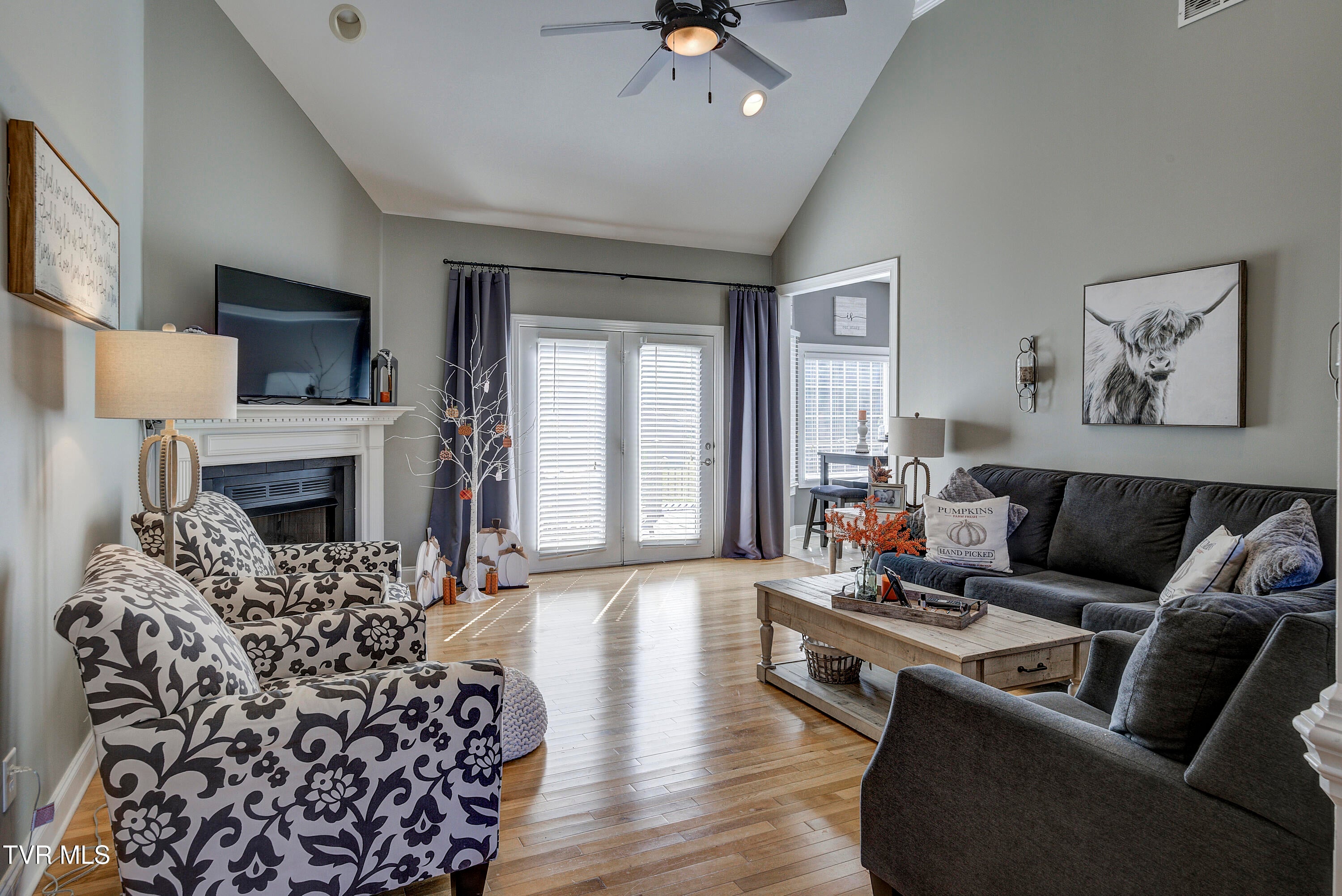 Johnson City, Tennessee, 37604, United States, 5 Bedrooms Bedrooms, ,3 BathroomsBathrooms,Residential,For Sale,1964815