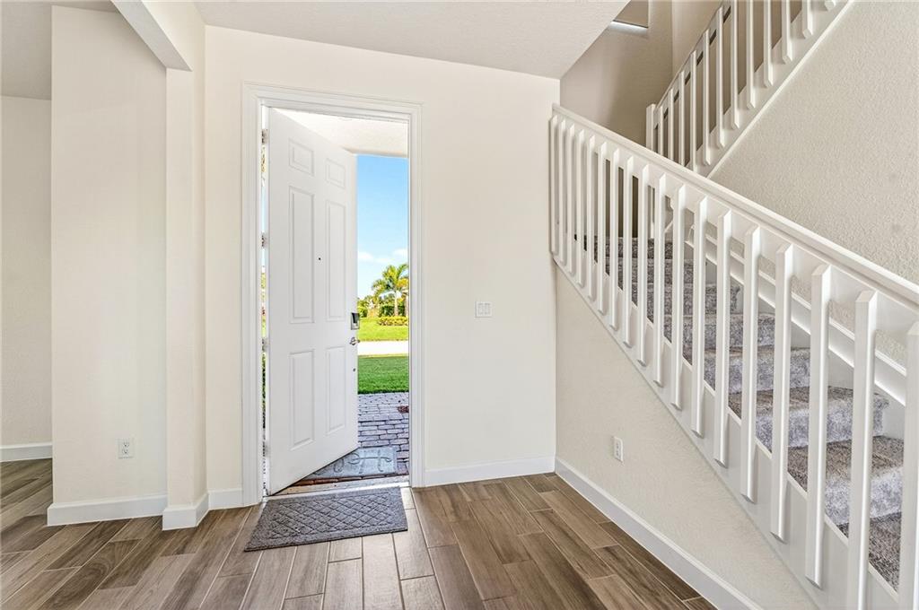 Vero Beach, Florida, 32967, United States, 4 Bedrooms Bedrooms, ,3 BathroomsBathrooms,Residential,For Sale,1918016