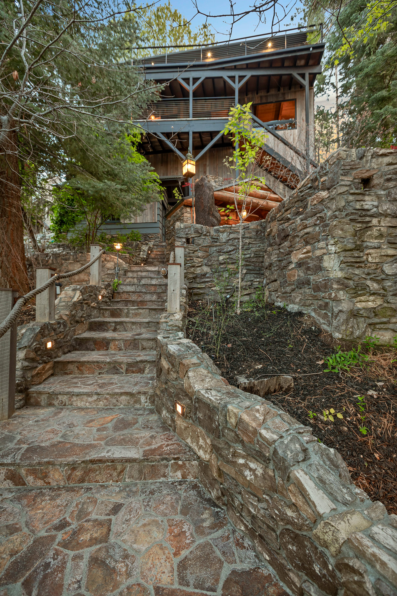  28778 Palisades Drive, Lake Arrowhead, CA 92352 - 物件實景