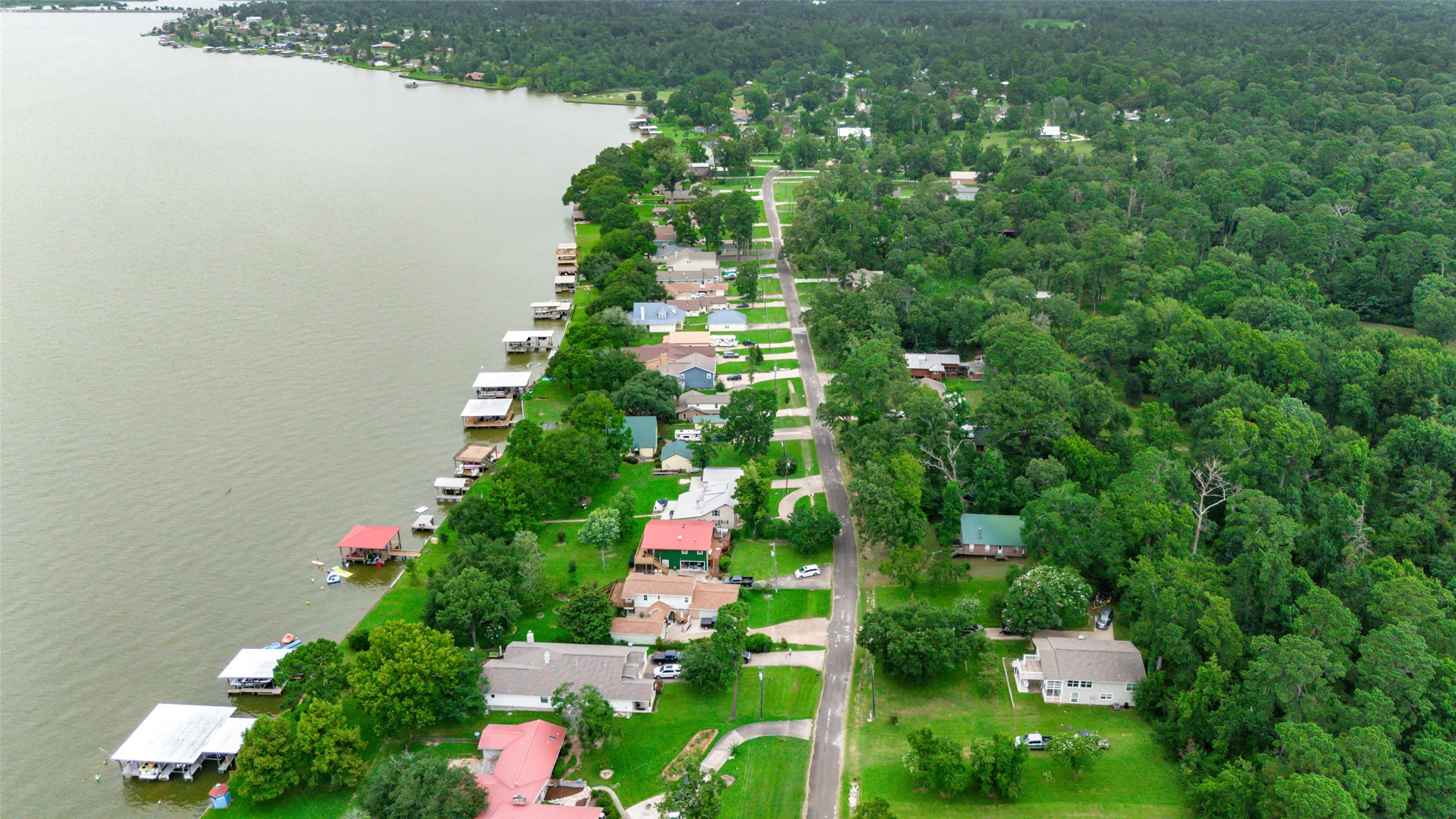  671 Lakeview Harbor - 物件實景