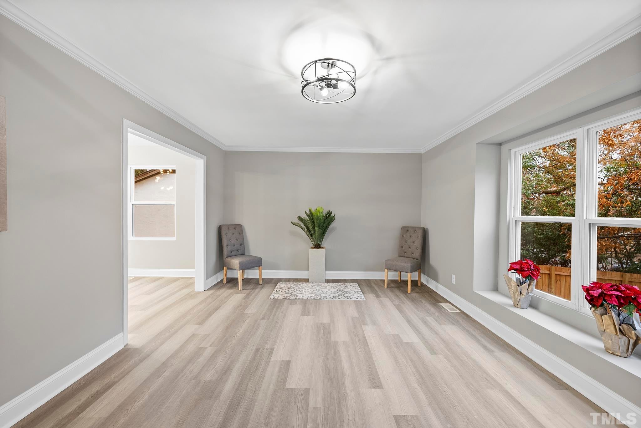 20 Lynn Road, Raleigh, North Carolina, 27609, United States, 4 Bedrooms Bedrooms, ,3 BathroomsBathrooms,Residential,For Sale,20 Lynn Road,1433287