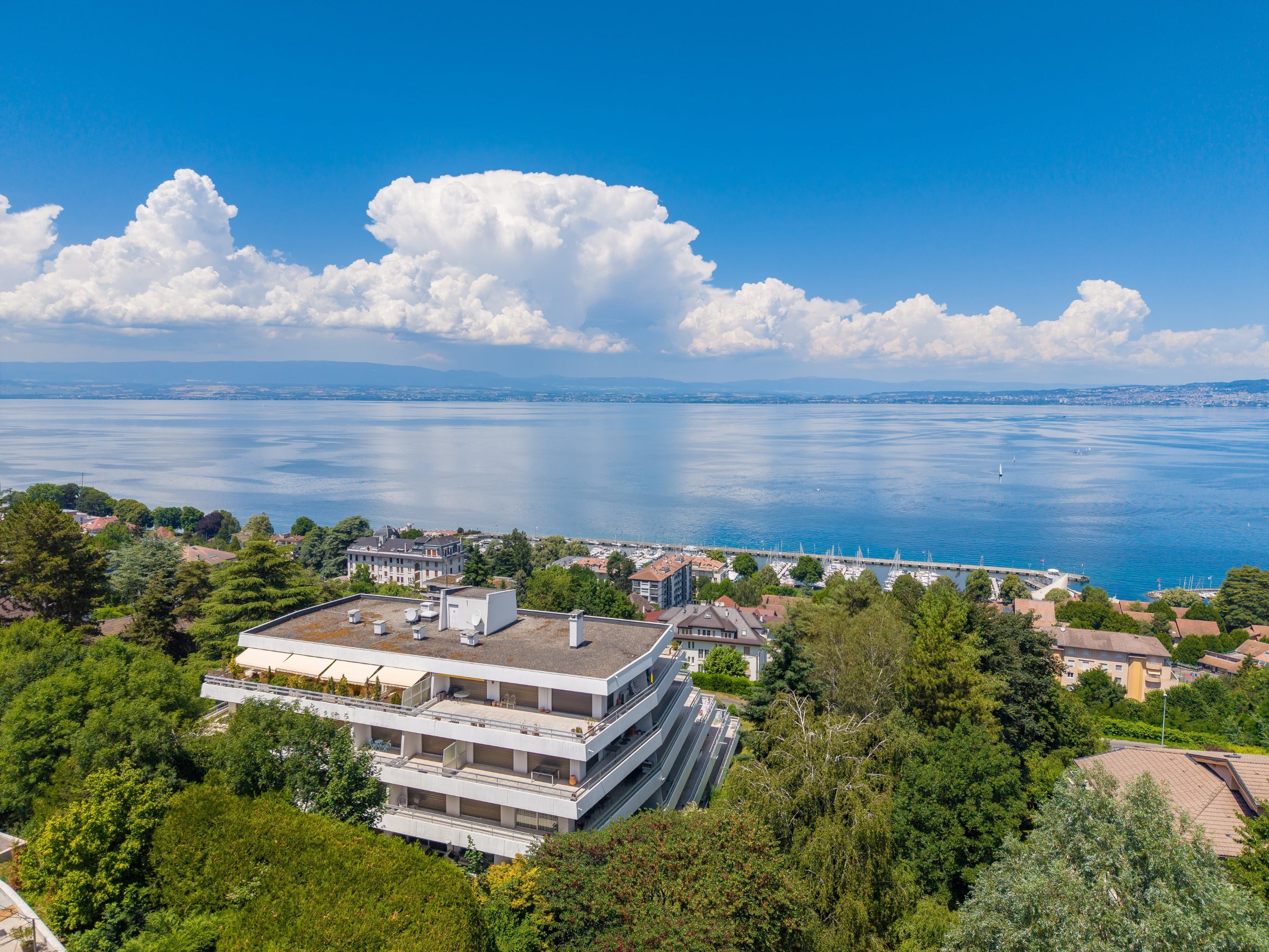  EVIAN FOUR BEDROOM APARTMENT VIEW ON THE LAKE - 物件實景