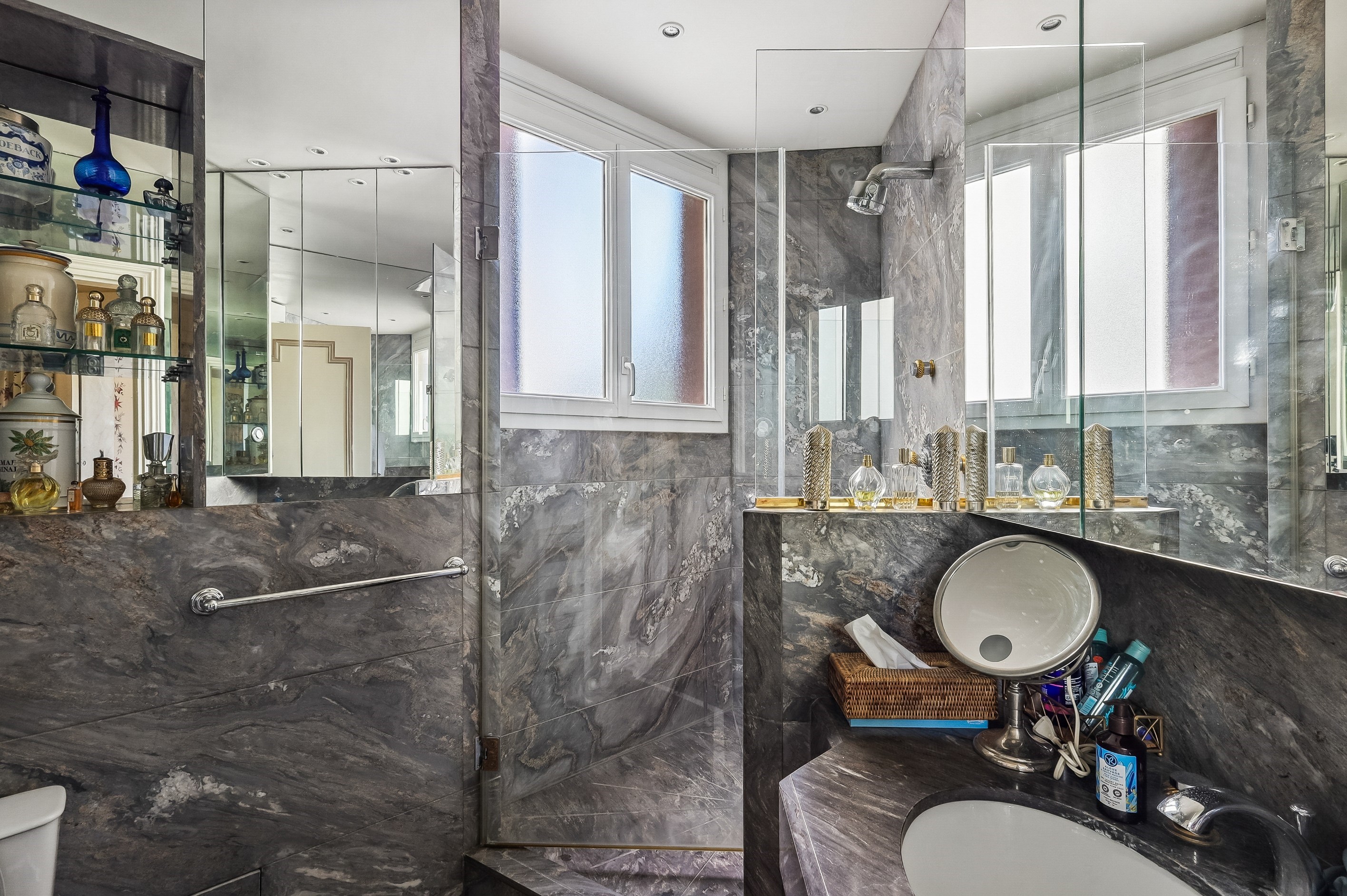  Family Apartment to Refresh - Near Porte Dauphine (75016) - 物件實景