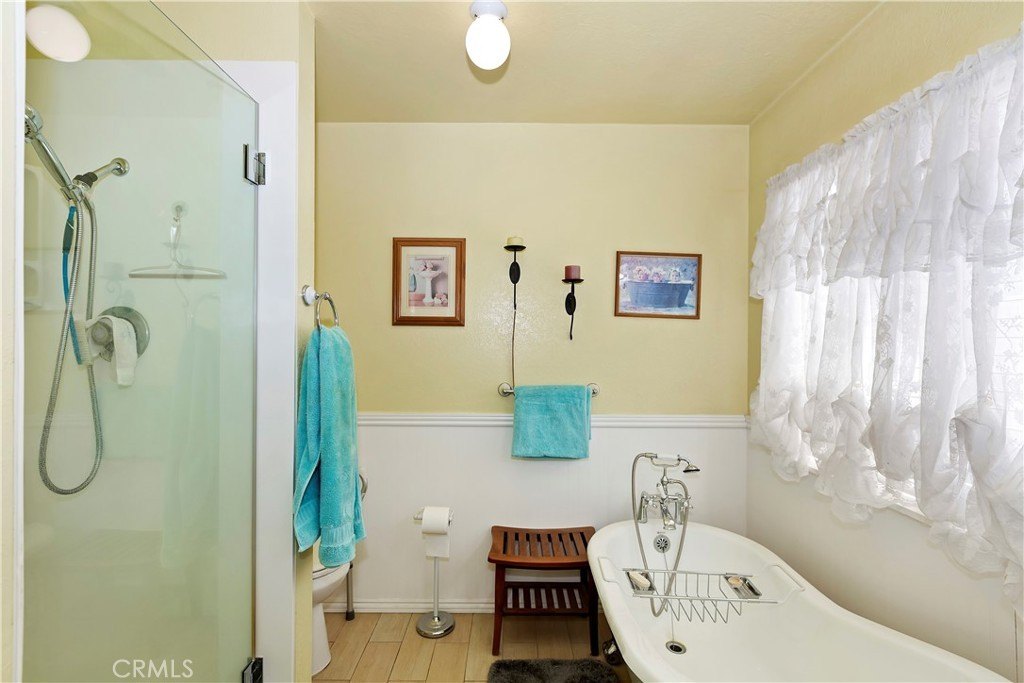 Hesperia, California, 92345, United States, 3 Bedrooms Bedrooms, ,2 BathroomsBathrooms,Residential,For Sale,1933281