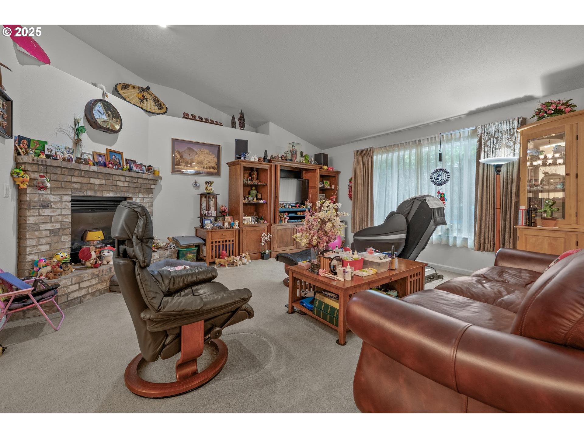 Oregon City, Oregon, 97045, United States, 3 Bedrooms Bedrooms, ,2 BathroomsBathrooms,Residential,For Sale,1949675