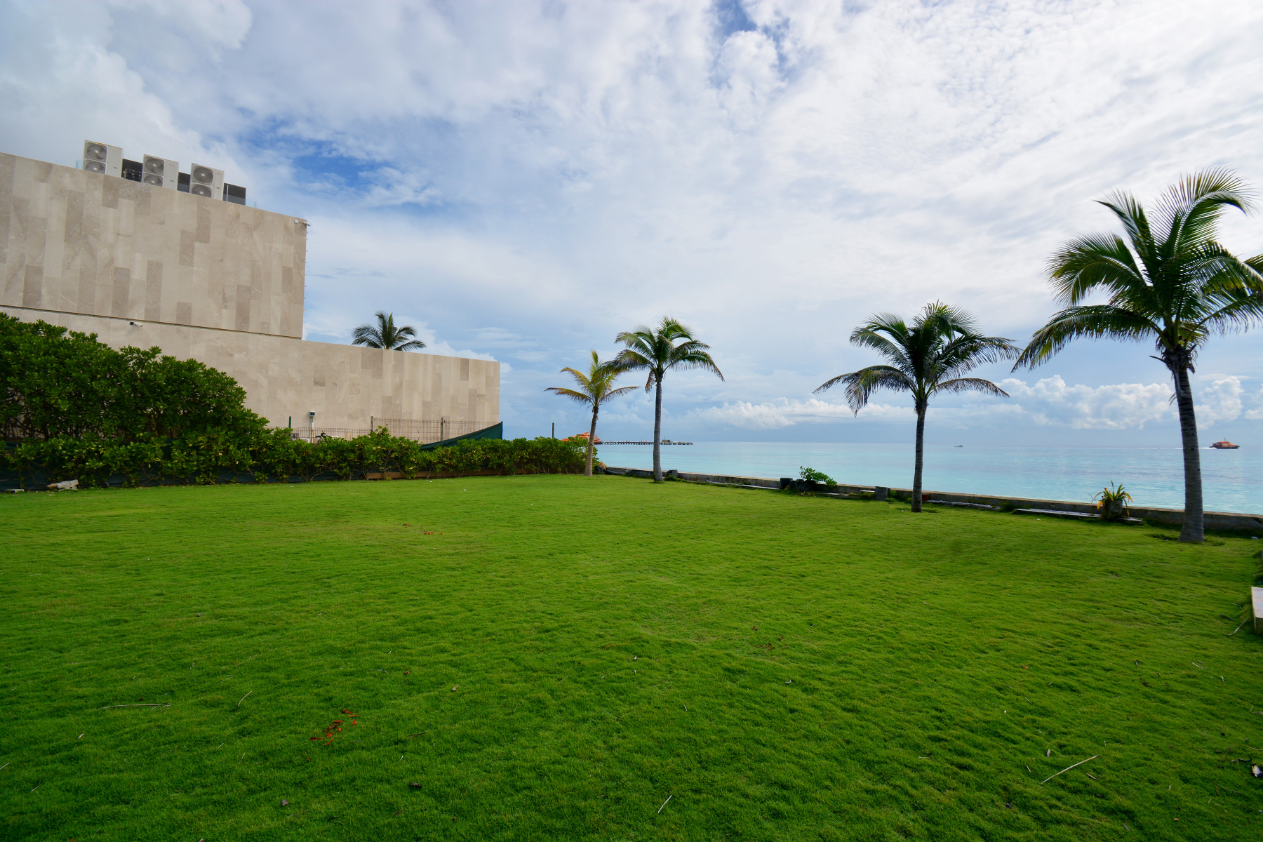  BEACHFRONT RESIDENTIAL LOT IN PLAYACAR GATED COMMUNITY - 物件實景