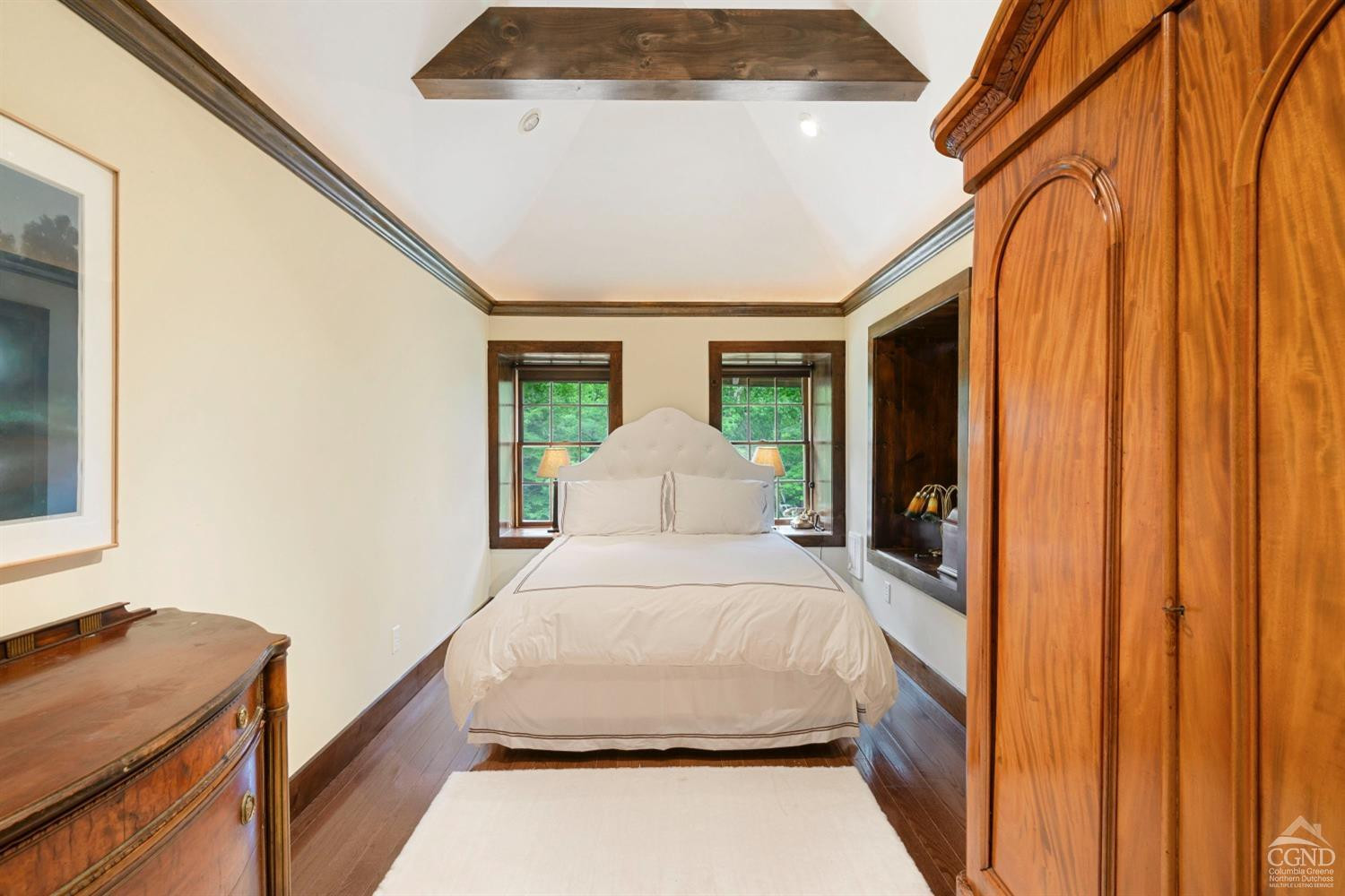 Tannersville, New York, 12485, United States, 6 Bedrooms Bedrooms, ,5 BathroomsBathrooms,Residential,For Sale,1947119