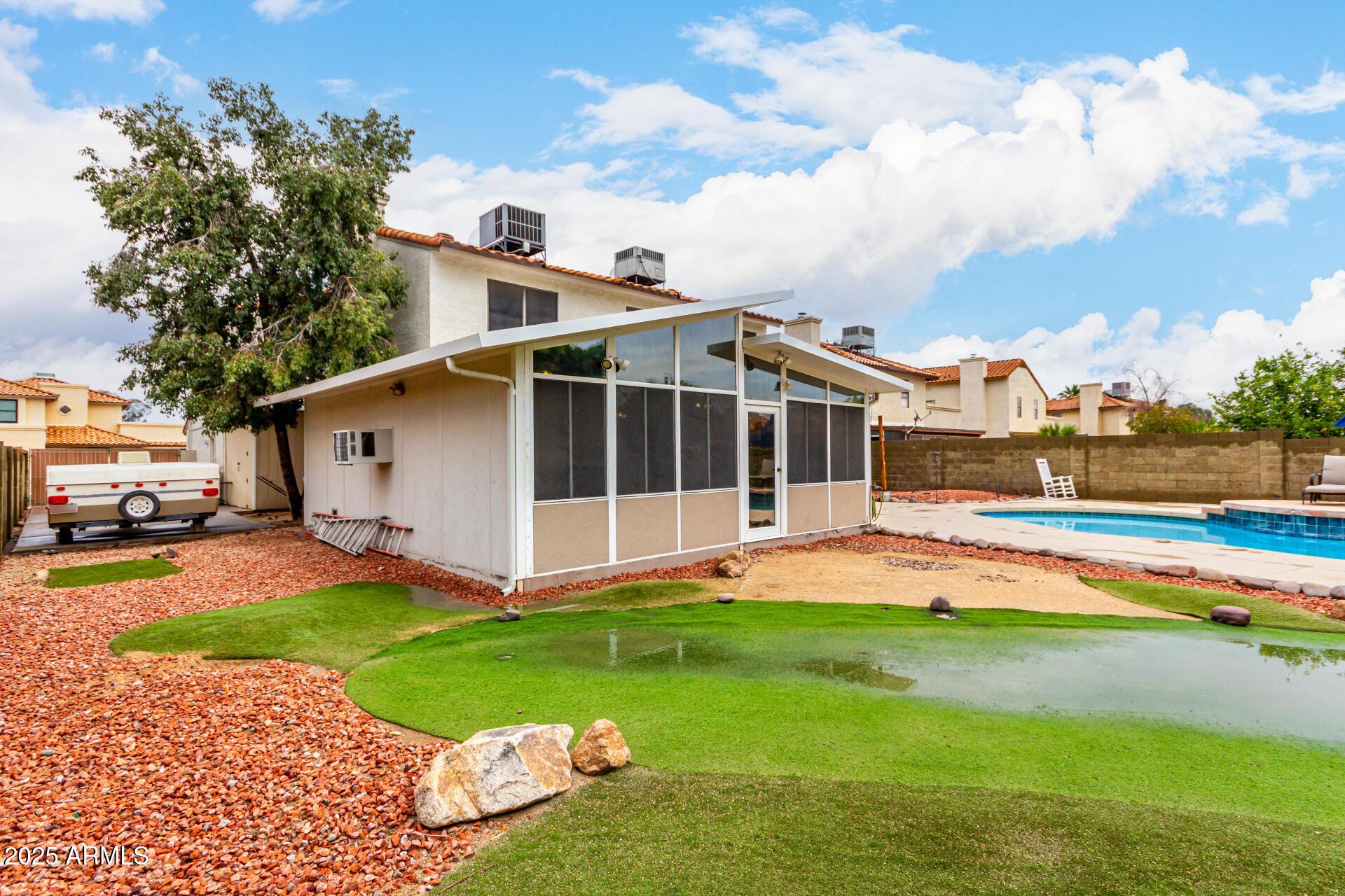 Glendale, Arizona, 85302, United States, 4 Bedrooms Bedrooms, ,4 BathroomsBathrooms,Residential,For Sale,1977849