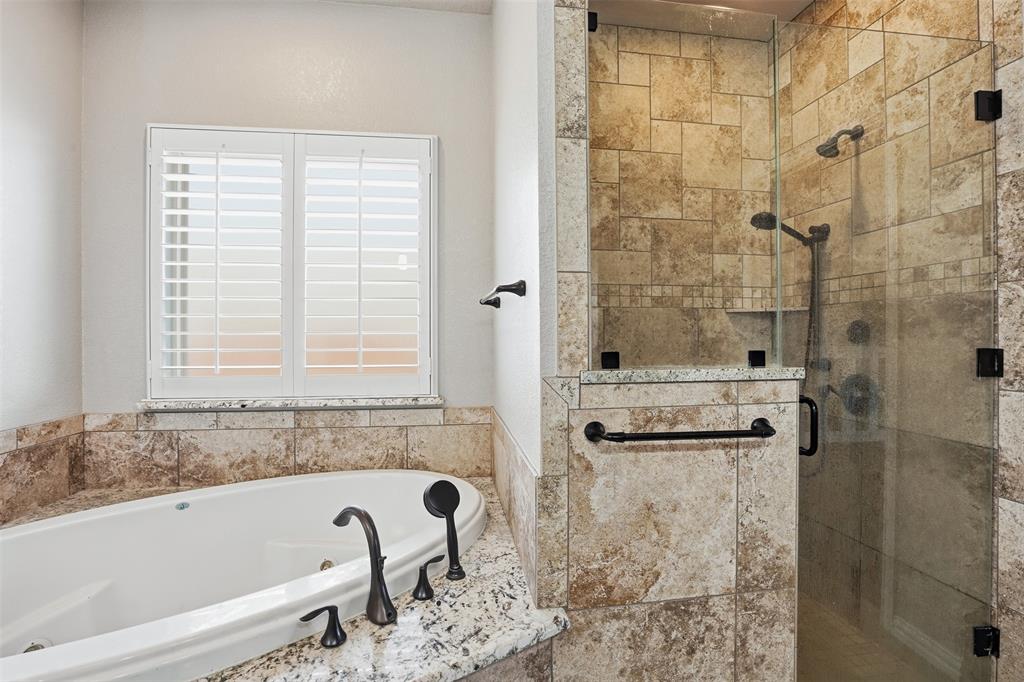 Cleburne, Texas, 76033, United States, 4 Bedrooms Bedrooms, ,3 BathroomsBathrooms,Residential,For Sale,2002191