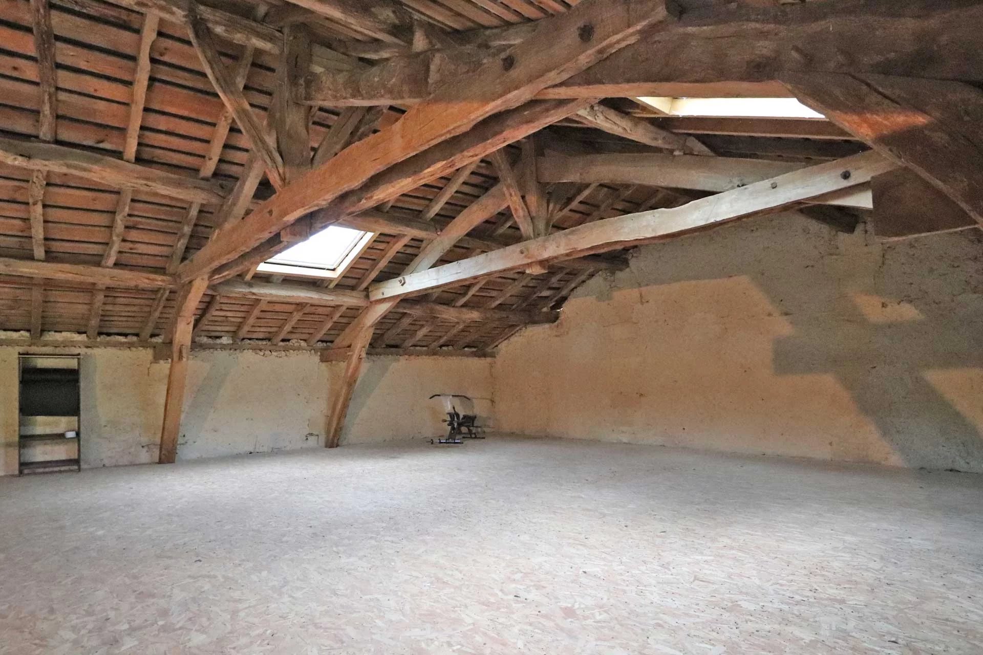 Bergerac, New Aquitaine, 24100, FR, 4 Bedrooms Bedrooms, ,2 BathroomsBathrooms,Residential,For Sale,2000763