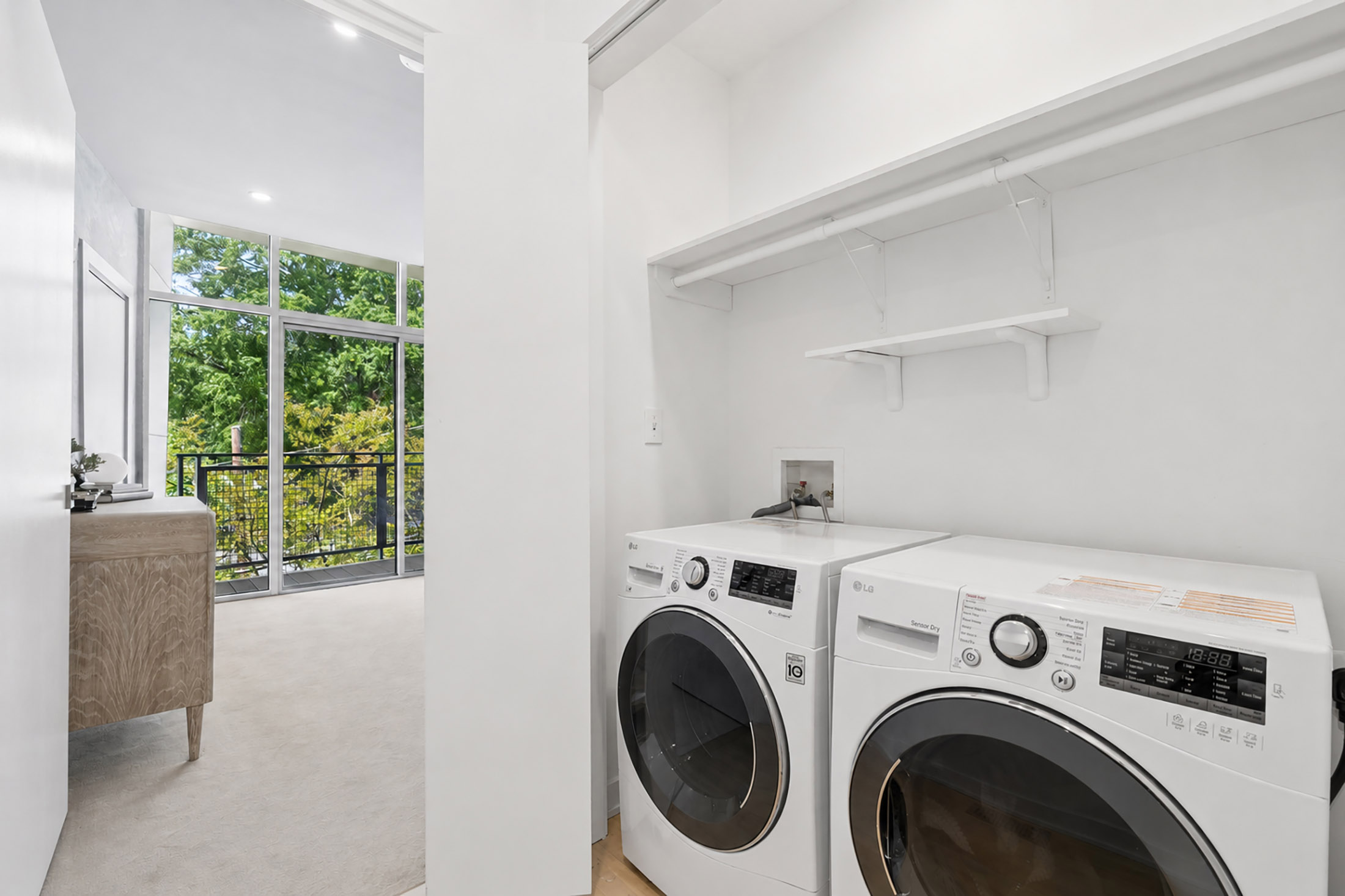  Designer-finished, Three-story Townhome in the Heart of East Atlanta Village - 物件實景