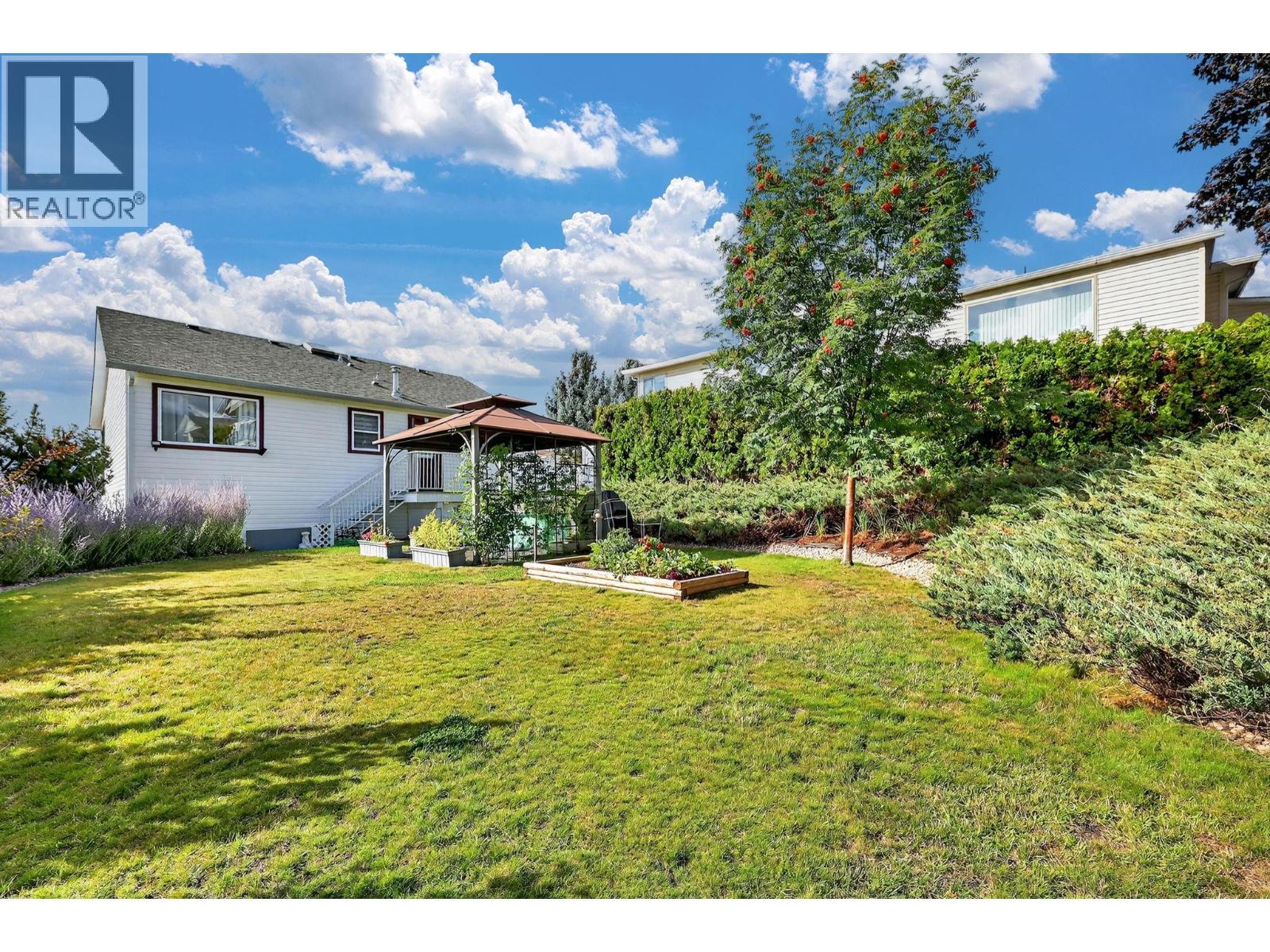 KELOWNA, British Columbia, V1X 7T6, CA, 4 Bedrooms Bedrooms, ,2 BathroomsBathrooms,Residential,For Sale,1918347