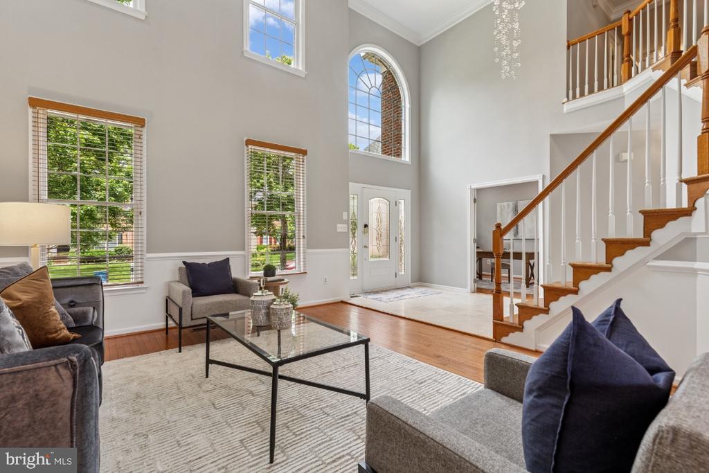 Ashburn, Virginia, 20147, United States, 5 Bedrooms Bedrooms, ,6 BathroomsBathrooms,Residential,For Sale,1839490
