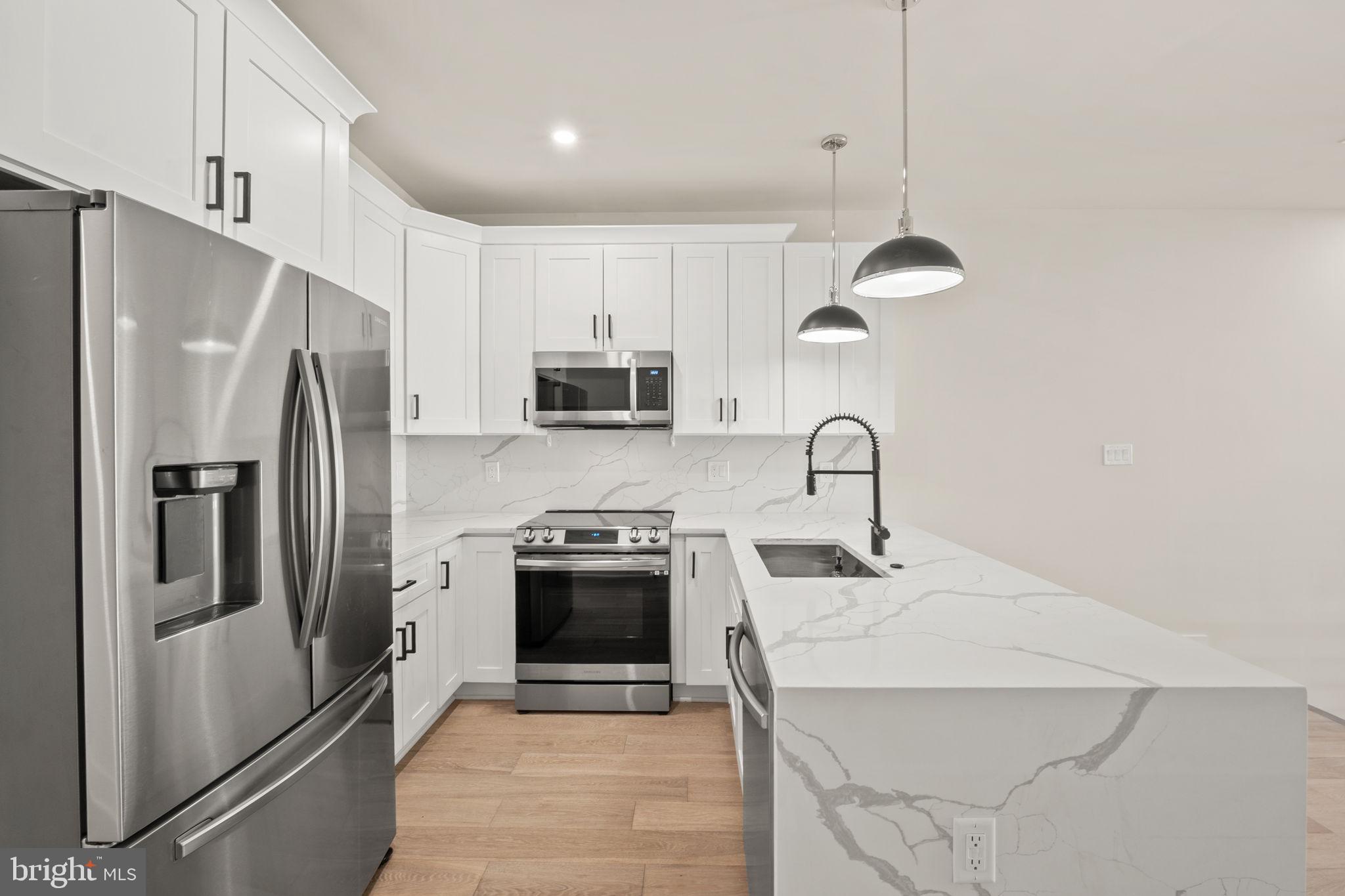 Washington, District of Columbia, 20002, United States, 3 Bedrooms Bedrooms, ,3 BathroomsBathrooms,Residential,For Sale,1928726