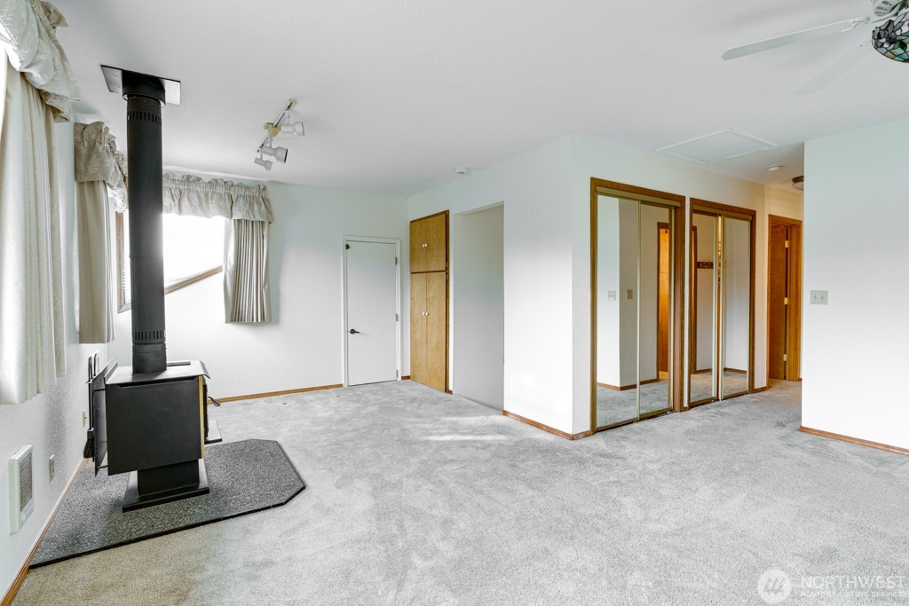 Long Beach, Washington, 98631, United States, 3 Bedrooms Bedrooms, ,2 BathroomsBathrooms,Residential,For Sale,1895315