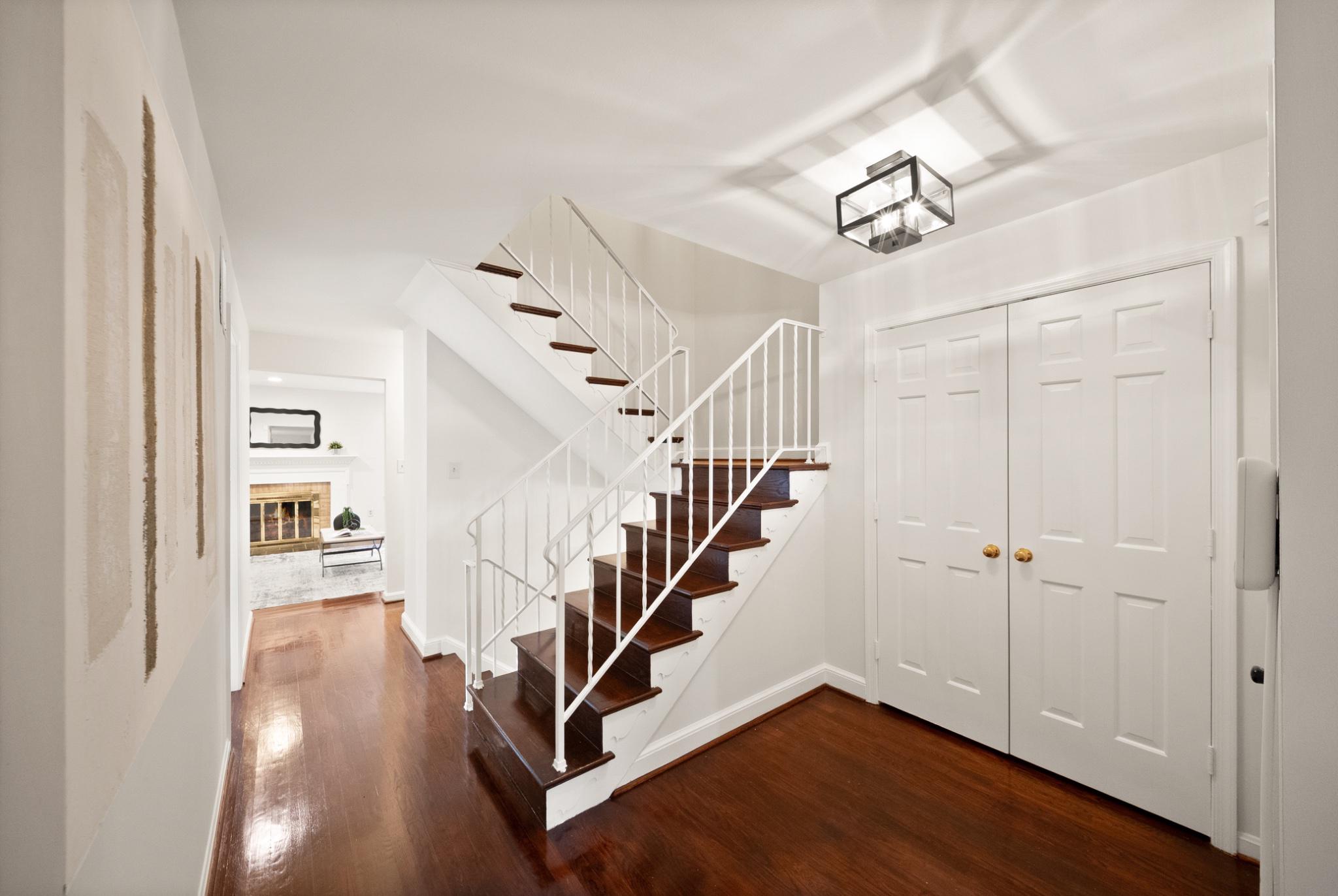  2024 Highboro Way, Falls Church, VA, 22043 - 物件實景