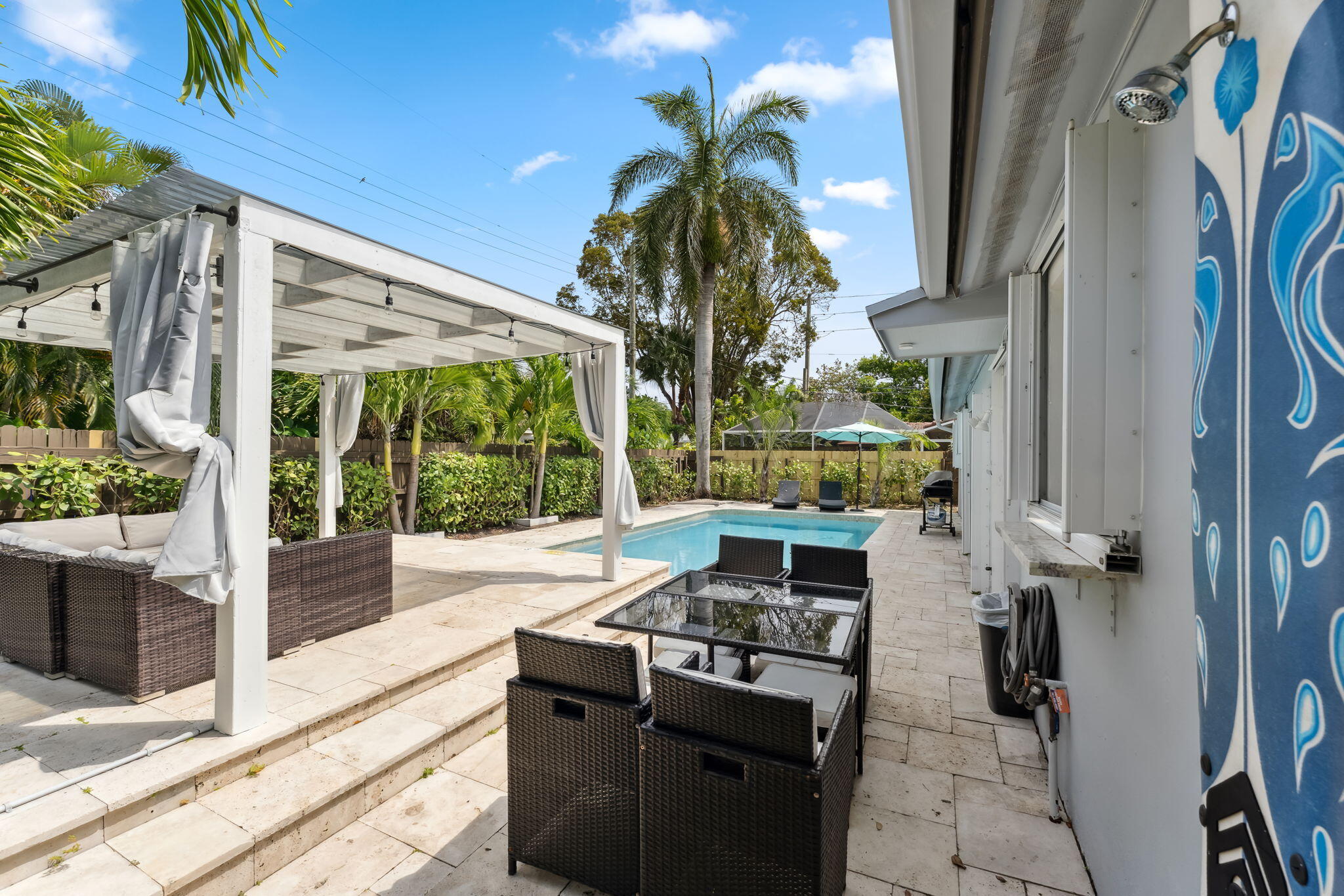 Hollywood, Florida, 33019, United States, 4 Bedrooms Bedrooms, ,3 BathroomsBathrooms,Residential,For Sale,1934699