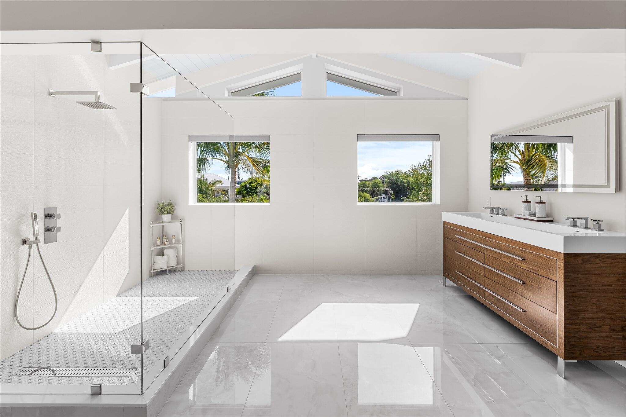165 Bayview Drive, ISLAMORADA, Florida, 33036, United States, 6 Bedrooms Bedrooms, ,4 BathroomsBathrooms,Residential,For Sale,165 Bayview Drive,1676800