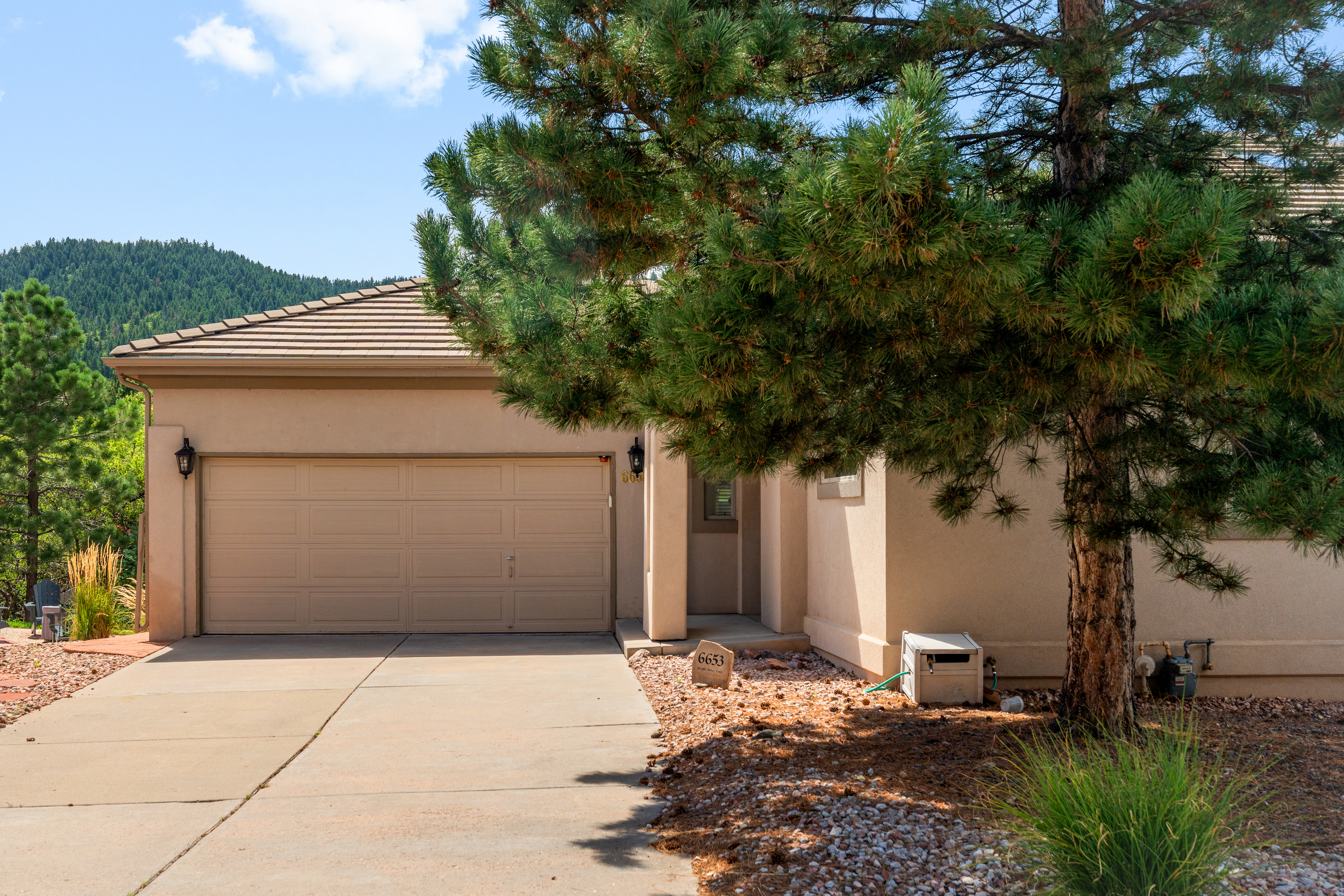  Beautifully maintained ranch home sits on award-winning arrowhead golf course - 物件實景