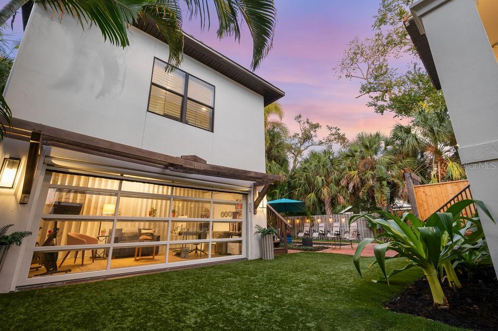 Sarasota, Florida, 34236, United States, 4 Bedrooms Bedrooms, ,4 BathroomsBathrooms,Residential,For Sale,1992105