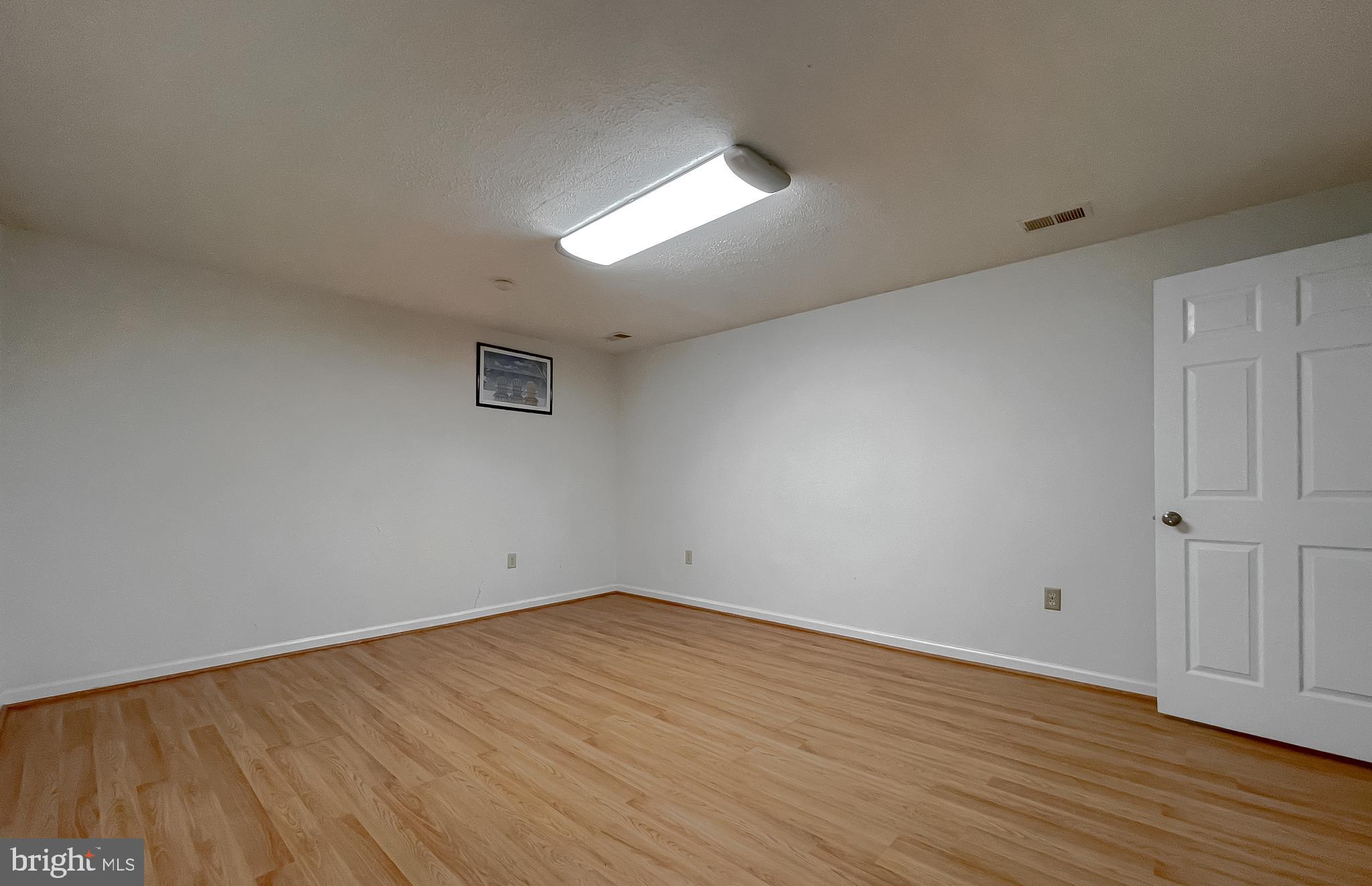 Waldorf, Maryland, 20603, United States, 5 Bedrooms Bedrooms, ,3 BathroomsBathrooms,Residential,For Sale,1928976