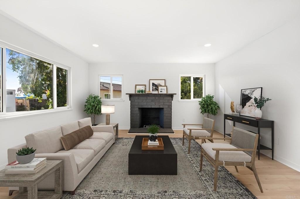 El Cajon, California, 92021, United States, 4 Bedrooms Bedrooms, ,2 BathroomsBathrooms,Residential,For Sale,1991896